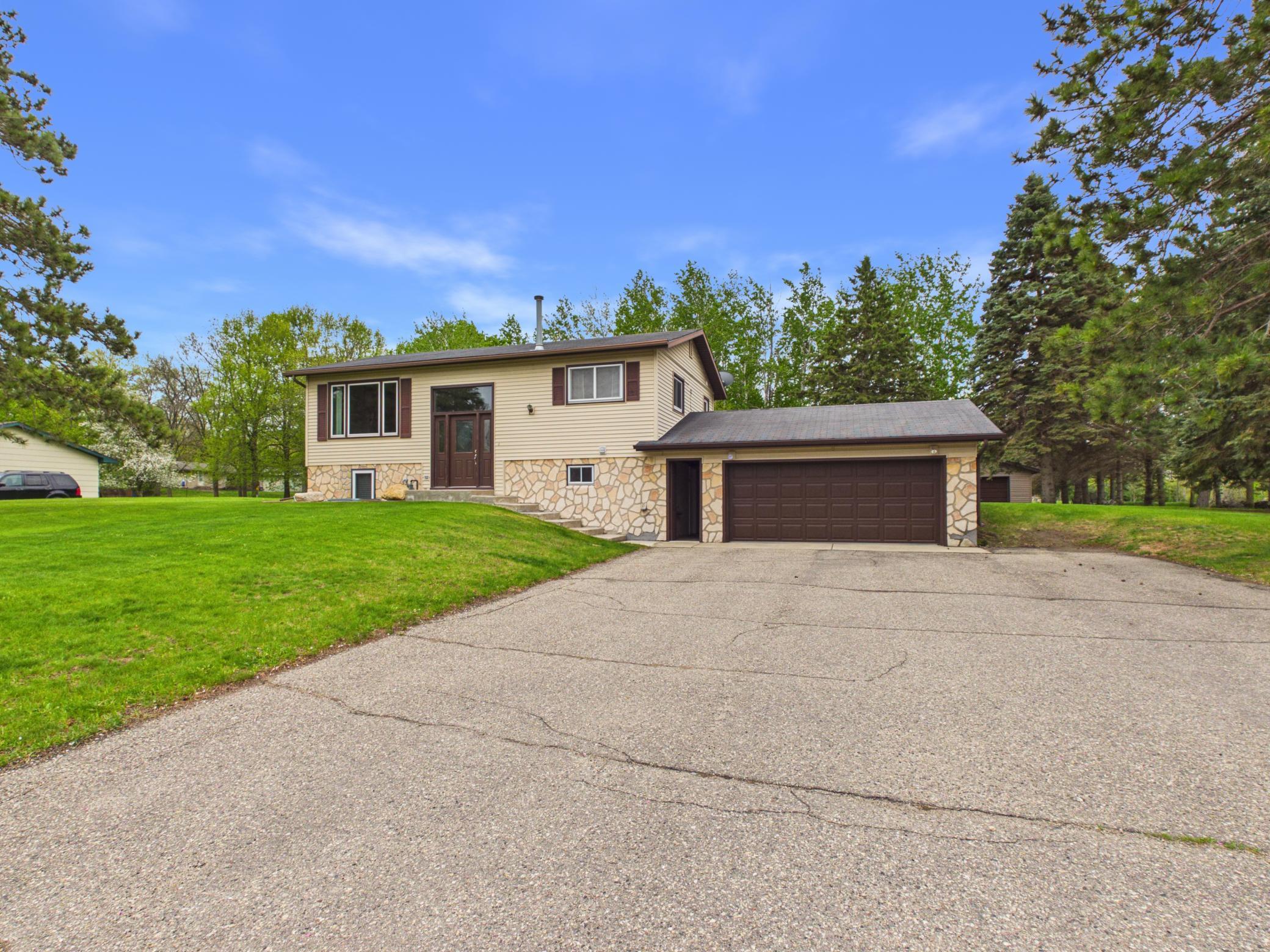 Homes for sale in Alexandria, MN | 1606 Scenic Heights Rd Ne, Alexandria, MN 56308 | MLS# 7080216