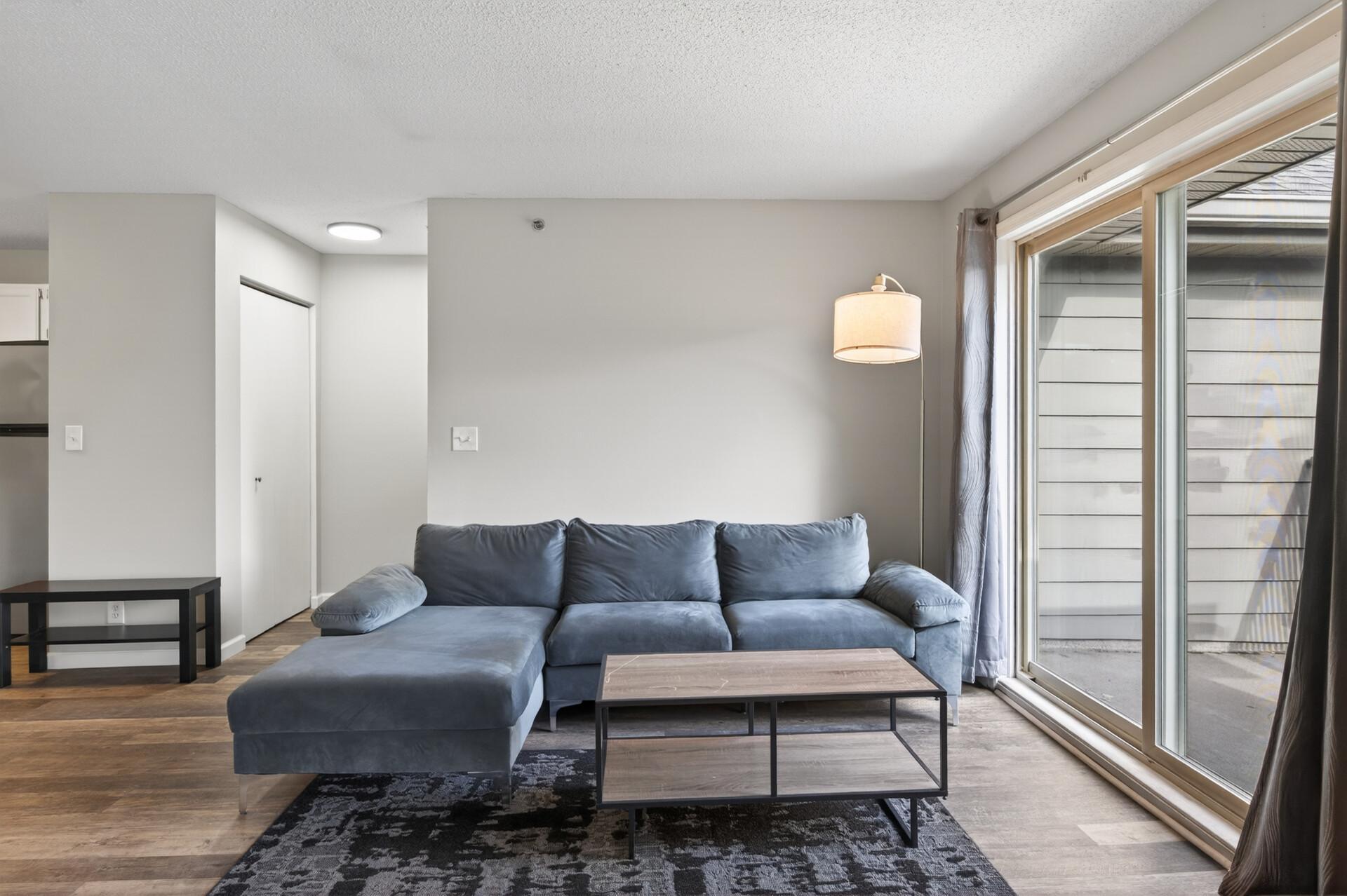5th image of 2160 Ridge Dr, St. Louis Park, MN 55416