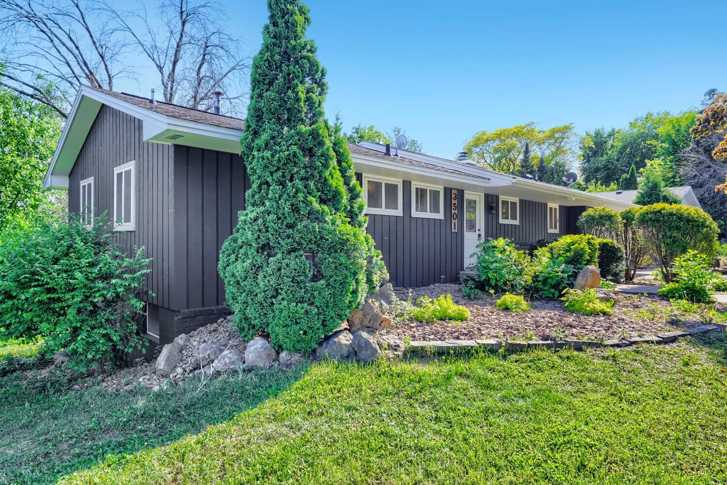 Homes for sale in Bloomington, MN | 3501 W 103rd St, Bloomington, MN 55431 | MLS# 7080281