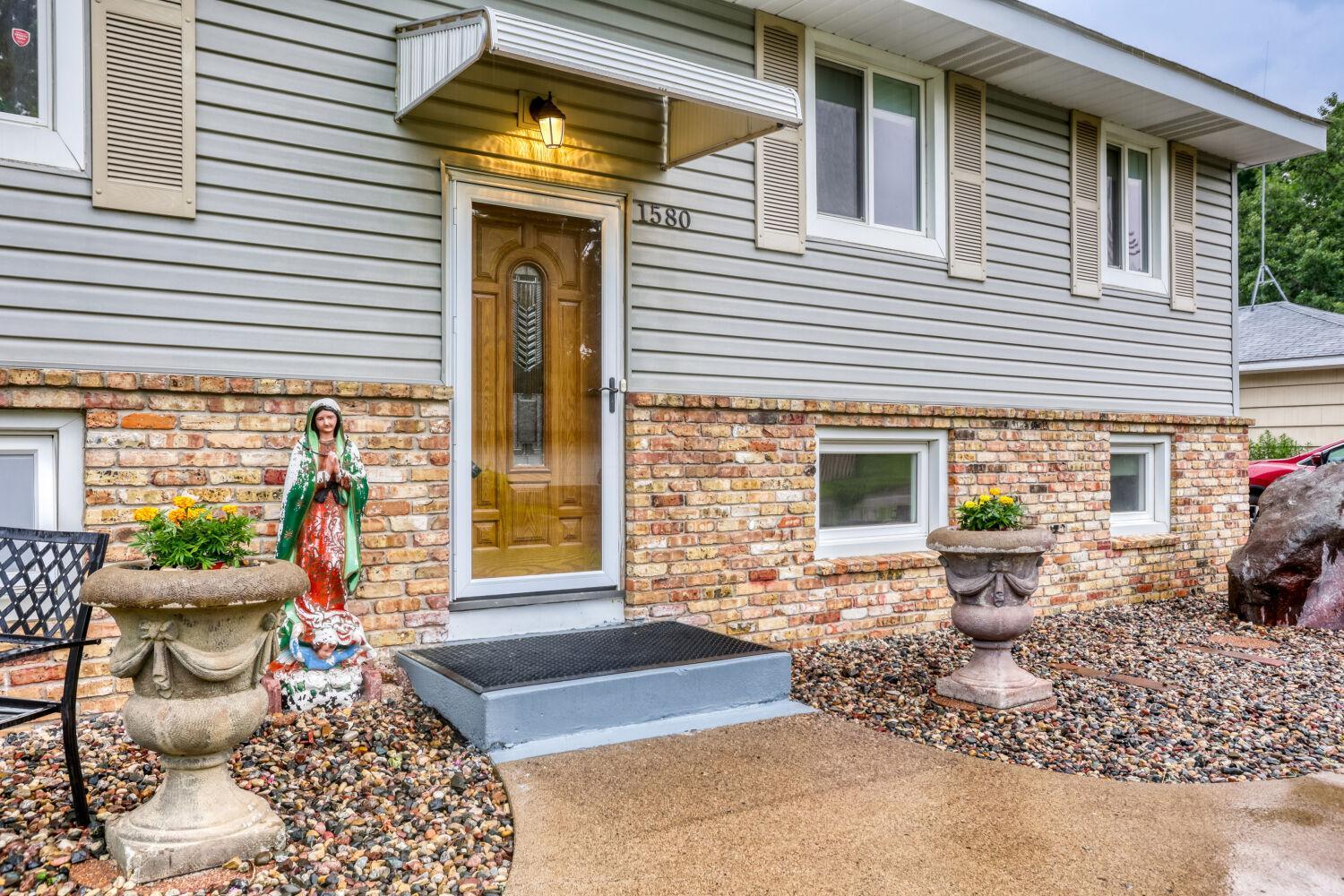 Homes for sale in New Brighton, MN | 1580 16Th St Nw, New Brighton, MN 55112 | MLS# 7080410