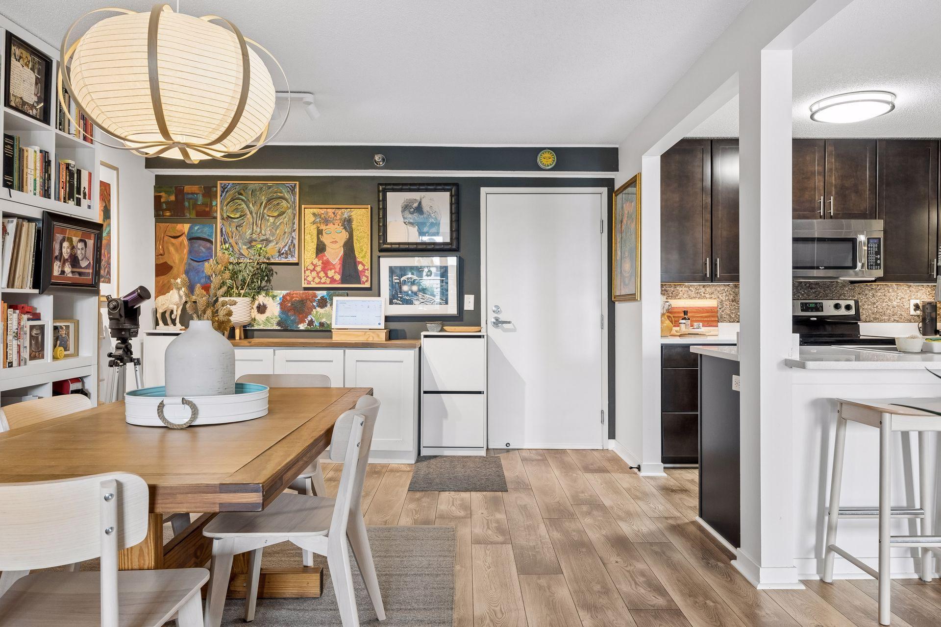 2nd image of 52 Groveland Ter #A304, Minneapolis, MN 55403 | MLS# 7080474
