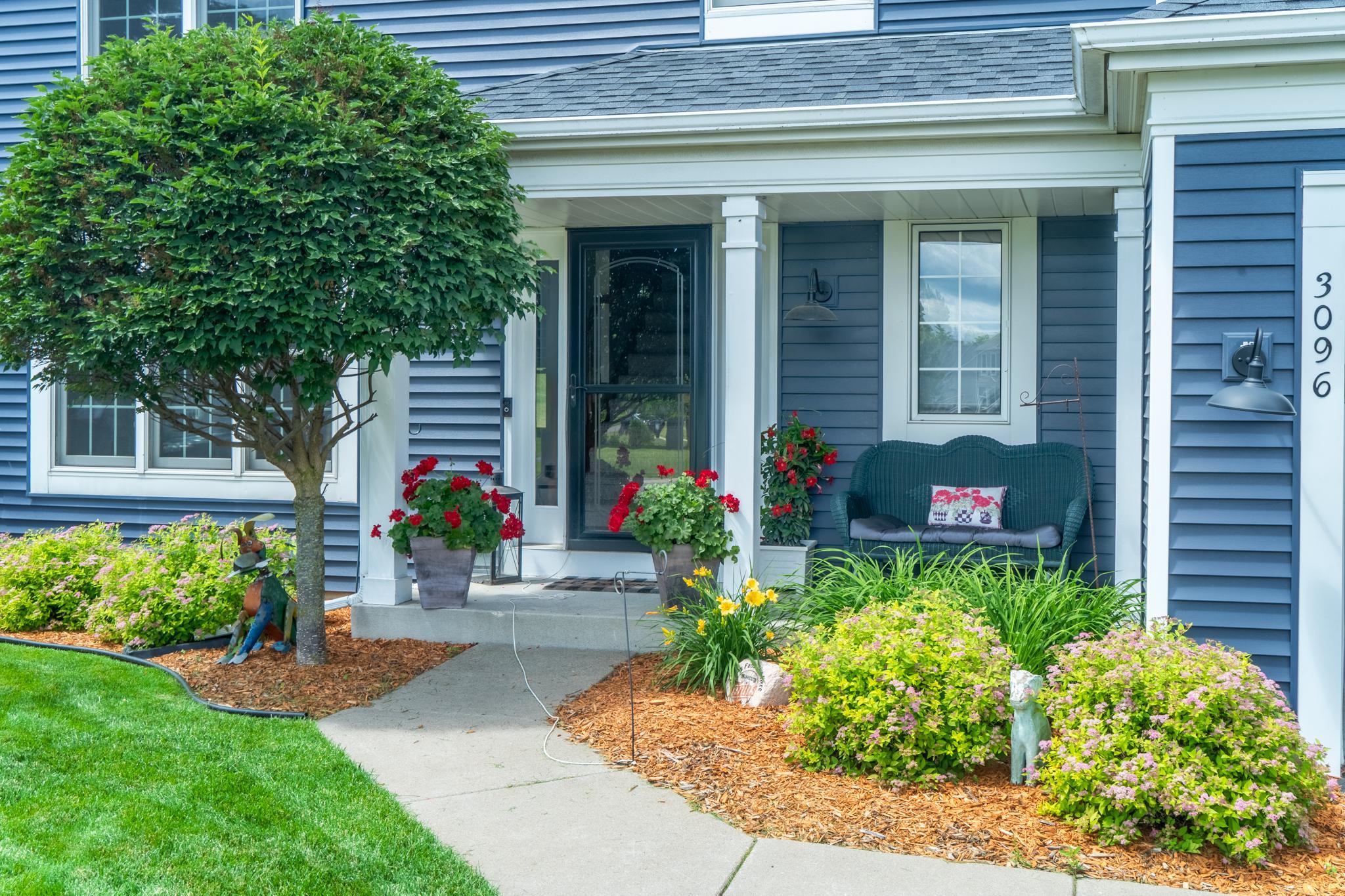 2nd image of 3096 Copper Oaks Draw, Saint Paul, MN 55125 | MLS# 7080670