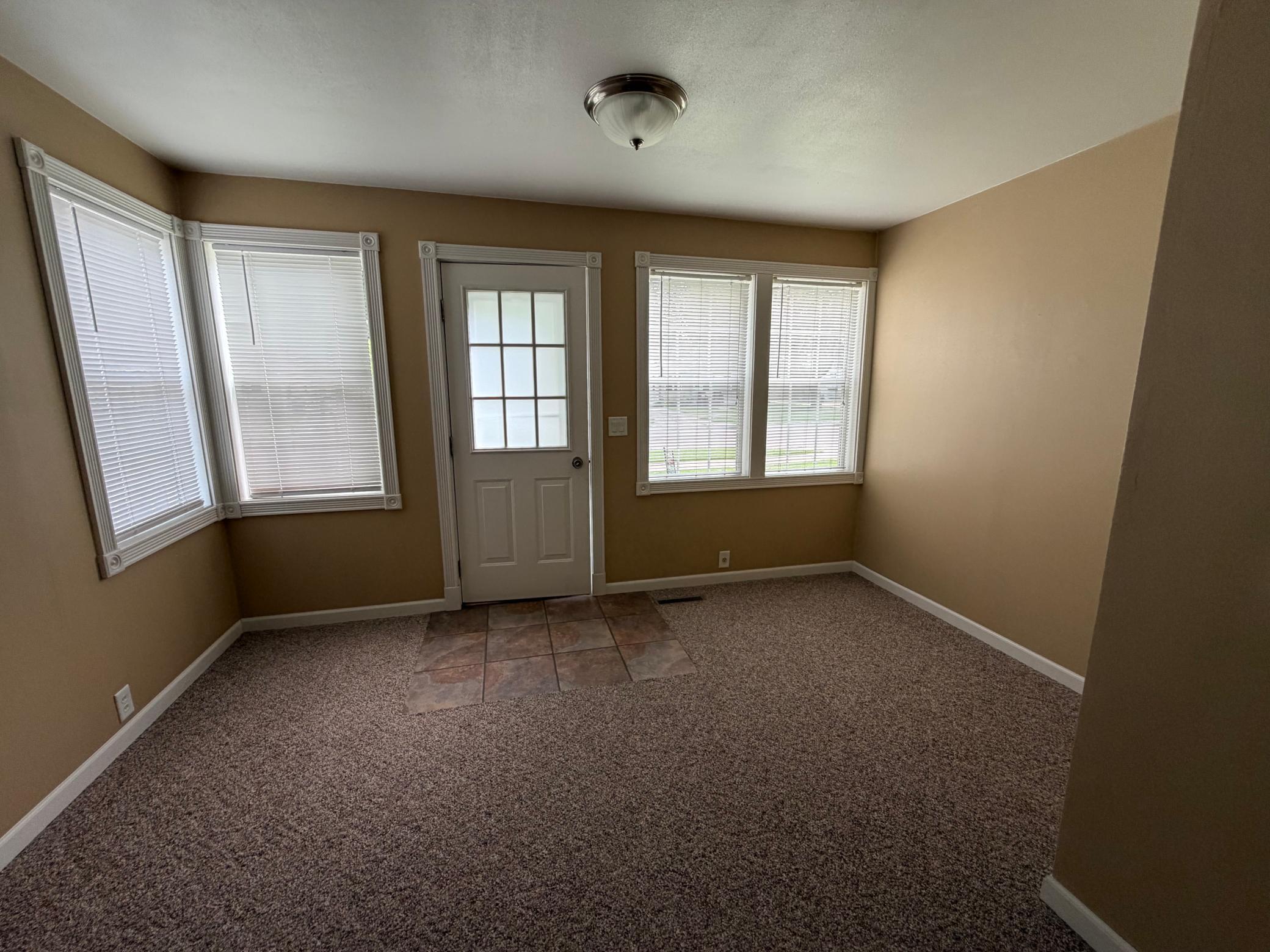 5th image of 231 10Th Ave, Worthington, MN 56187 | MLS# 7080678