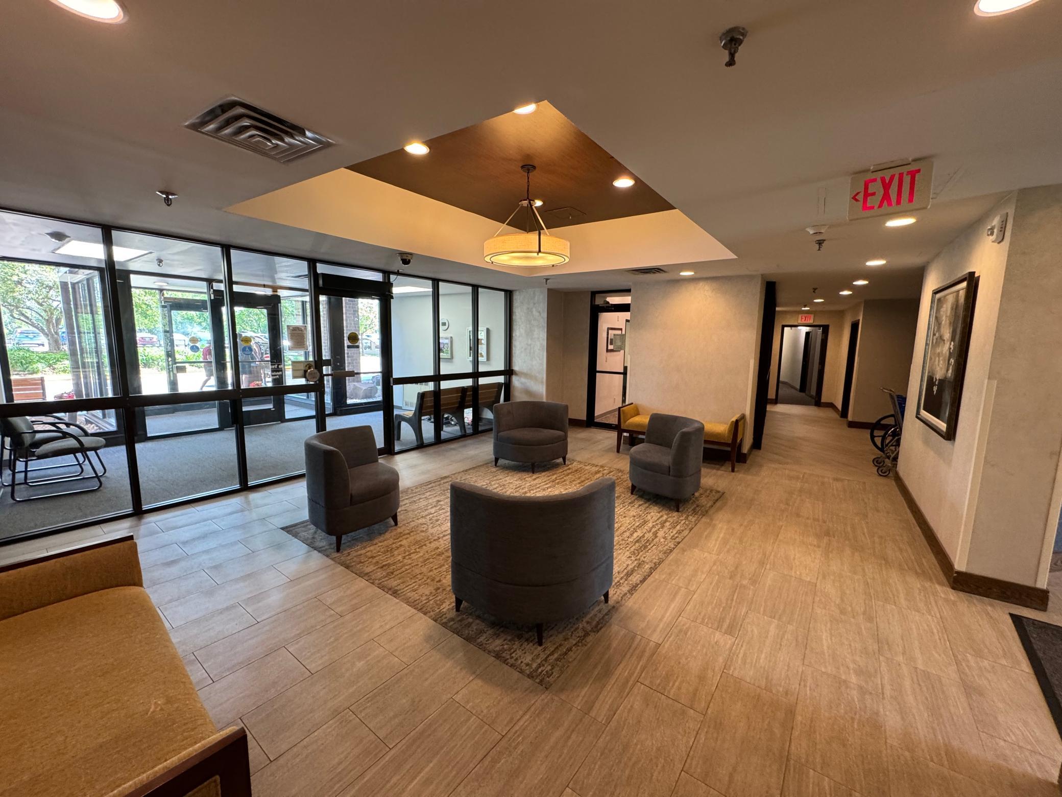 Homes for sale in Saint Paul, MN | 1181 Edgcumbe Rd #404, Saint Paul, MN 55105 | MLS# 7080686