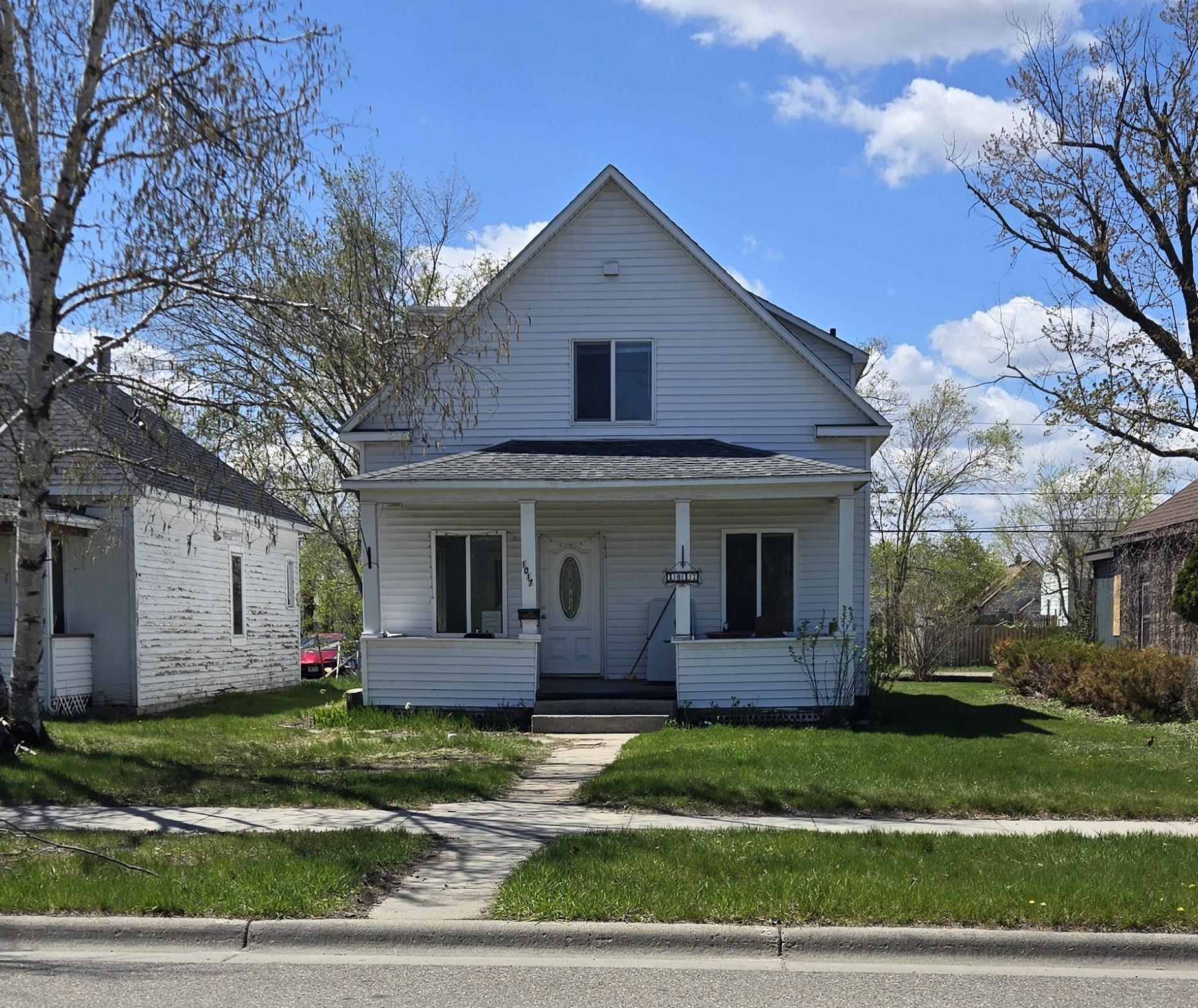 1st image of 1017 Minnesota Ave Nw, Bemidji, MN 56601 | MLS# 7080825