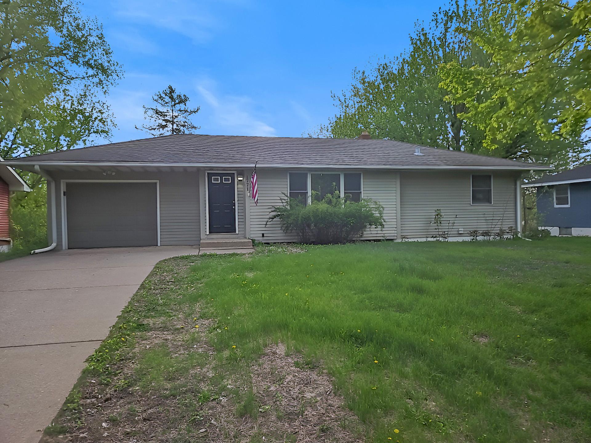 Homes for sale in Maplewood, MN | 1771 City Heights Dr, Maplewood, MN 55117 | MLS# 7080896