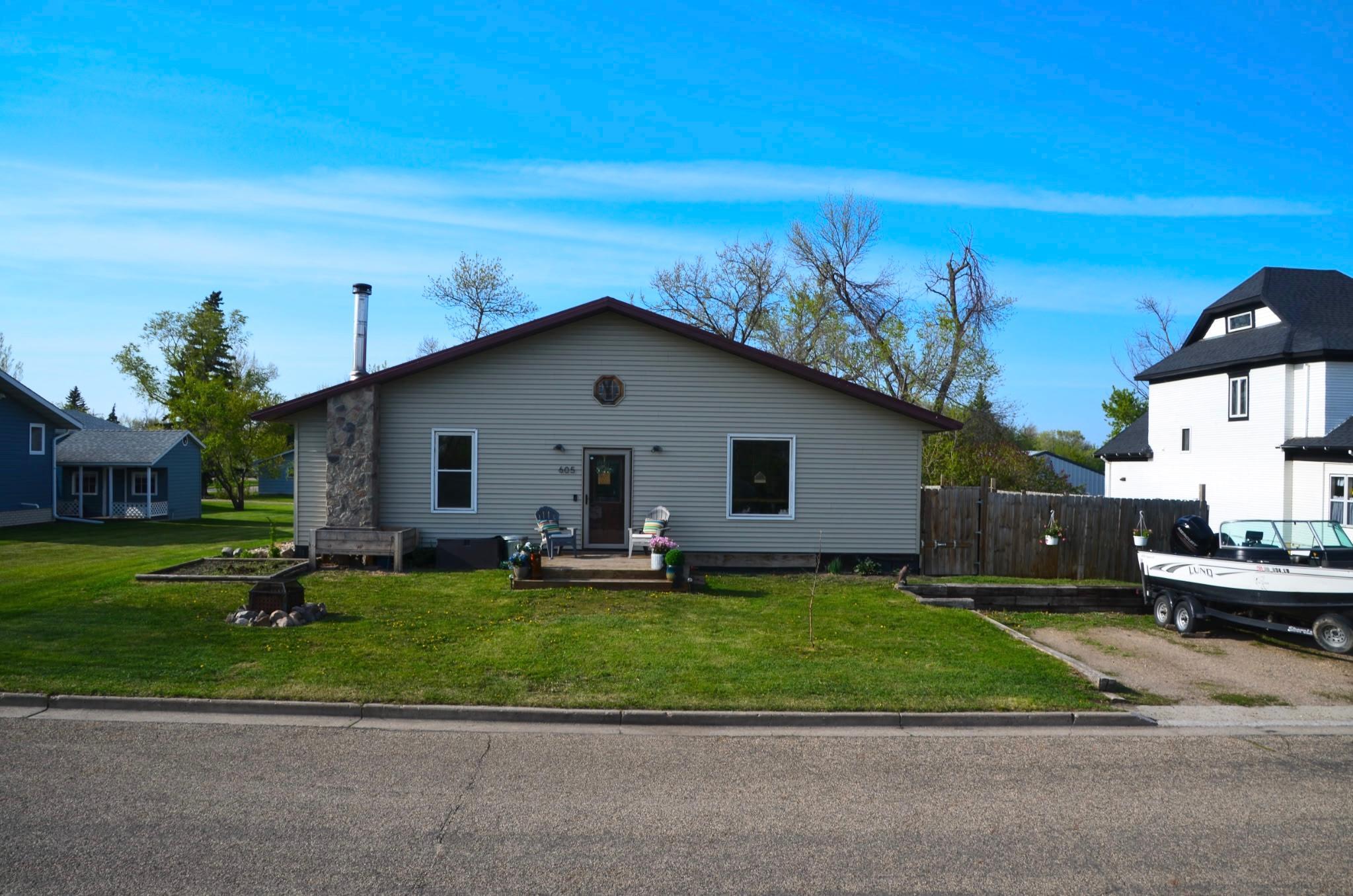 3rd image of 605 Ingalls Ave, Hope, ND 58046 | MLS# 7081007
