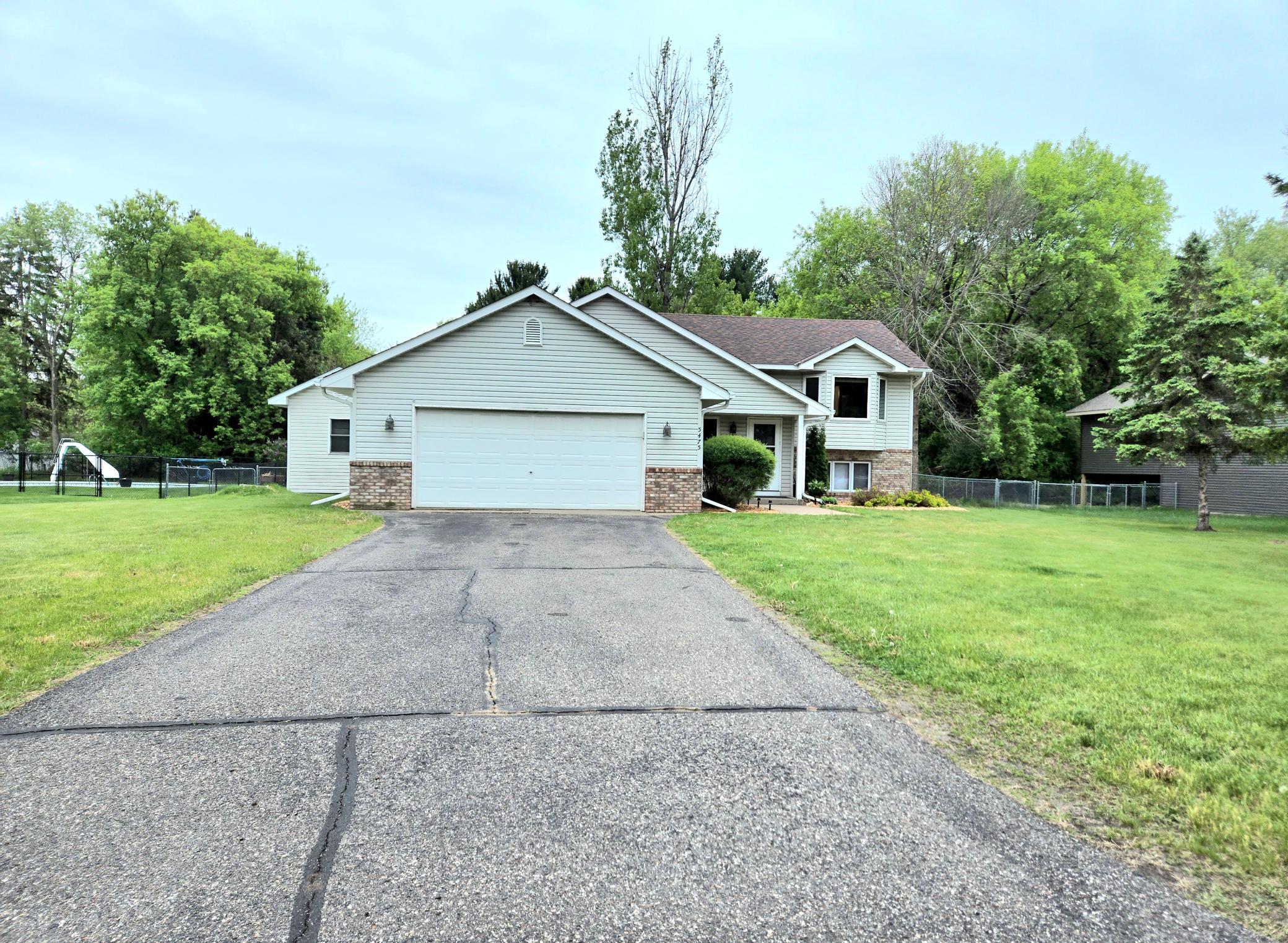 Homes for sale in Wyoming, MN | 5475 273rd St, Wyoming, MN 55092 | MLS# 7081086