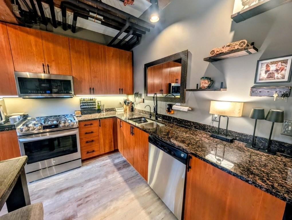 5th image of 406 Wacouta St #409, Saint Paul, MN 55101 | MLS# 7081110