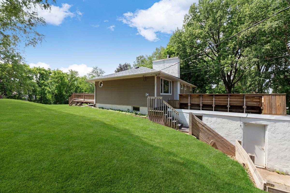 4th image of 620 Callahan Pl, Mendota Heights, MN 55118 | MLS# 7081143