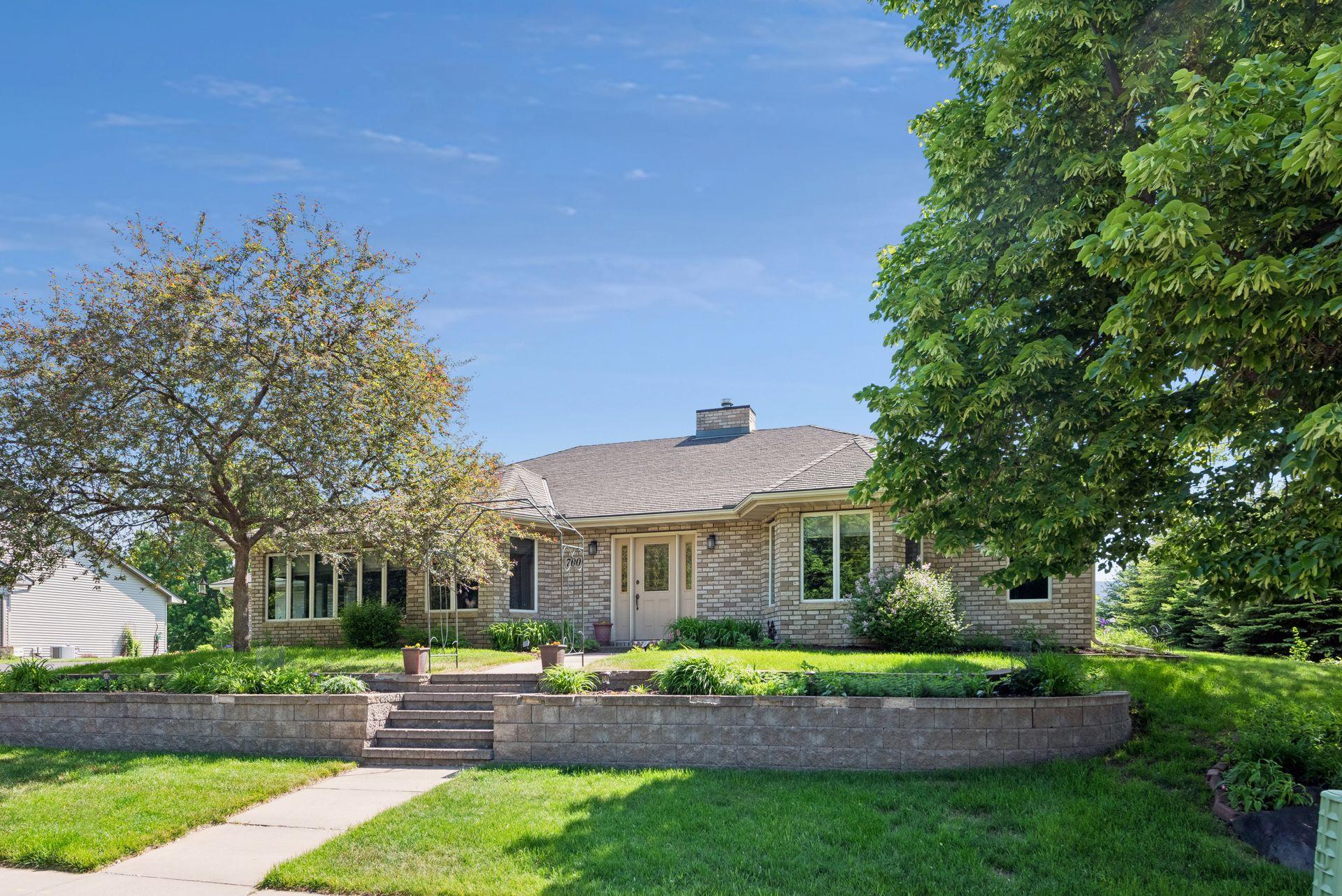 2nd image of 700 Spruce Dr, Hudson, WI 54016 | MLS# 7081452