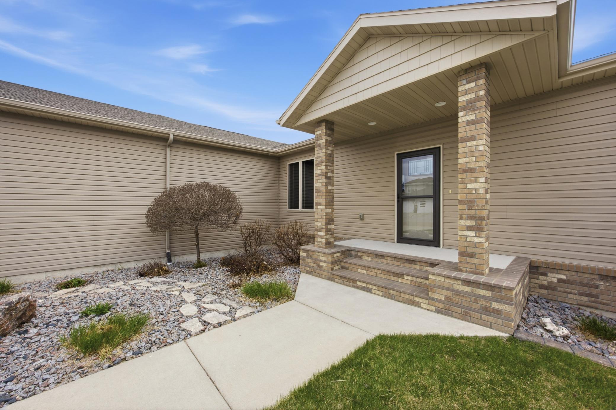 3rd image of 4727 6Th St W, West Fargo, ND 58078 | MLS# 7081743