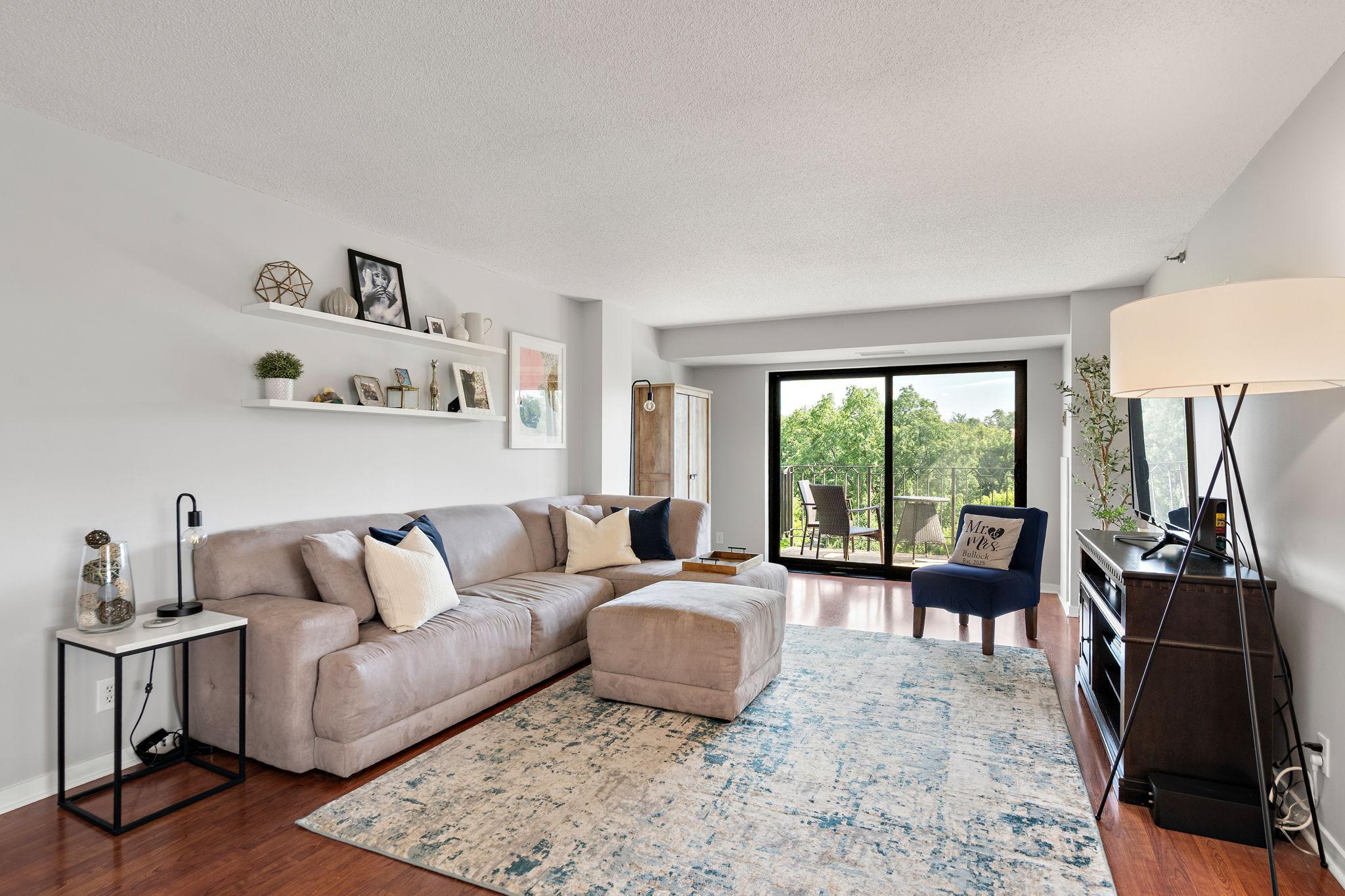 3rd image of 3131 Excelsior Blvd #713, Minneapolis, MN 55416 | MLS# 7082017