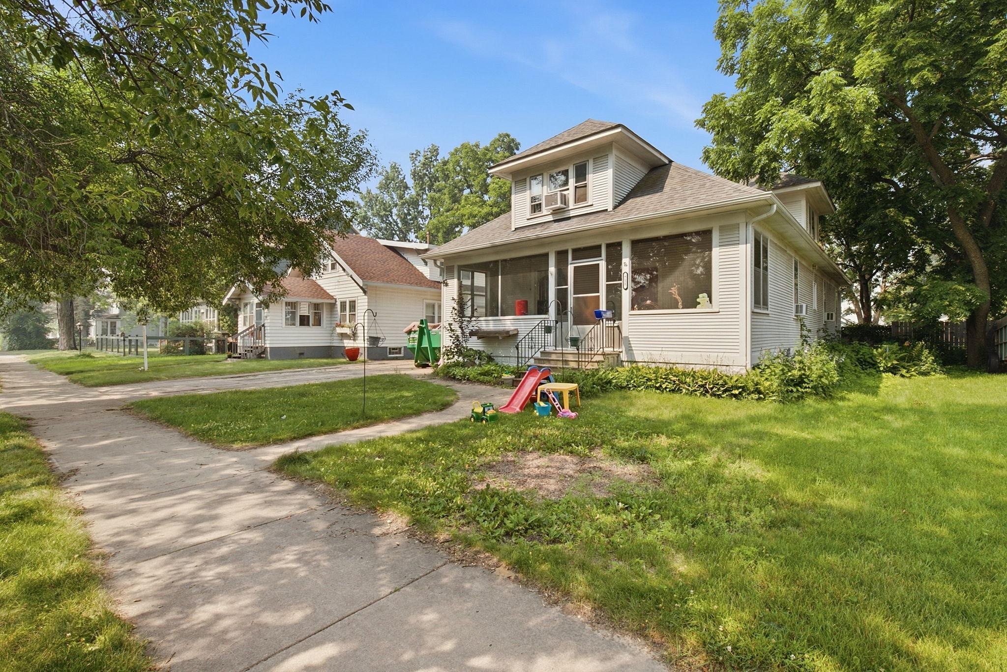1st image of 711 N 7th St, Brainerd, MN 56401 | MLS# 7082076