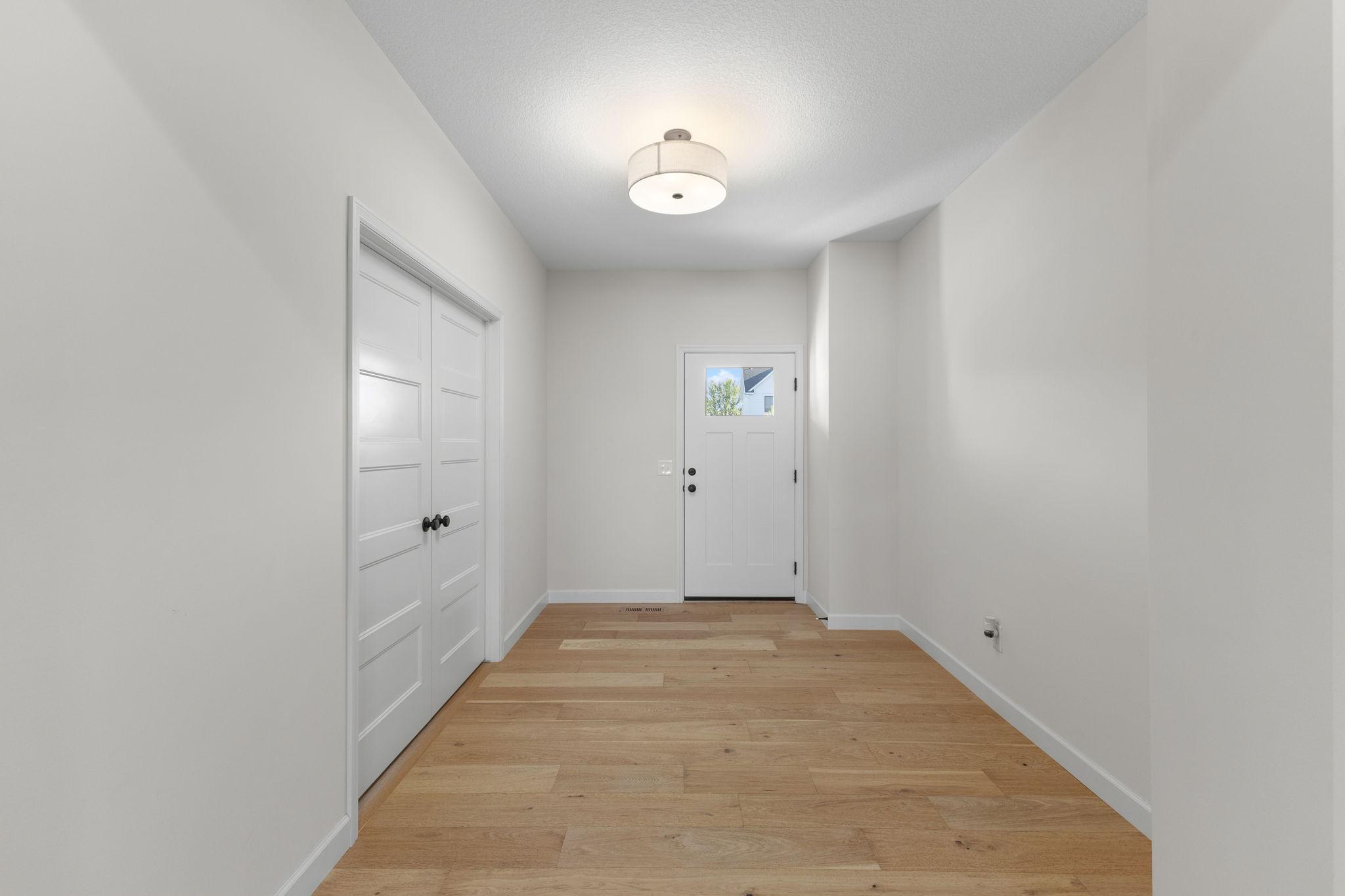 5th image of 17940 Headwaters Dr, Lakeville, MN 55044 | MLS# 7082581