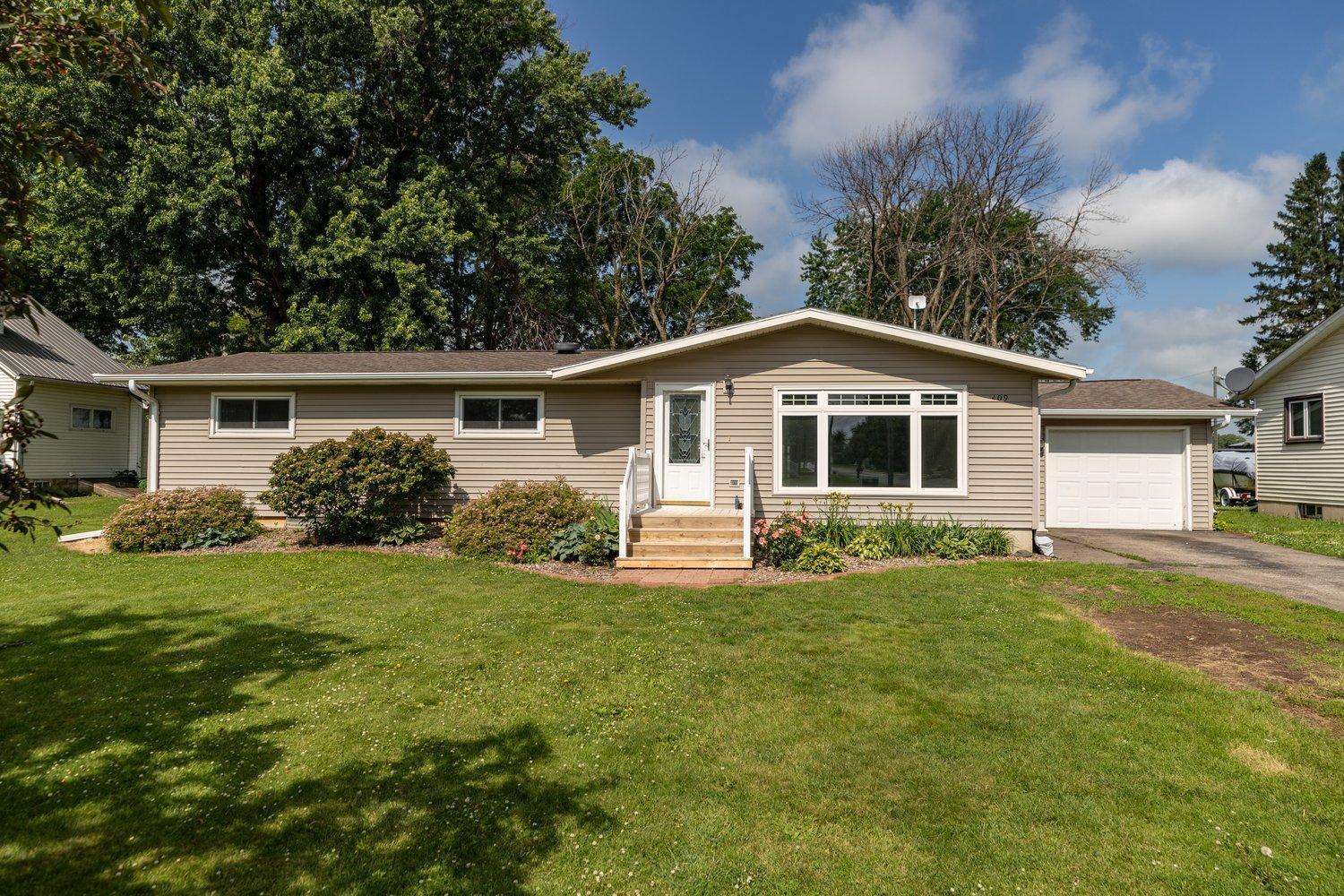 Homes for sale in Grand Meadow, MN | 409 3rd St Ne, Grand Meadow, MN 55936 | MLS# 7082655