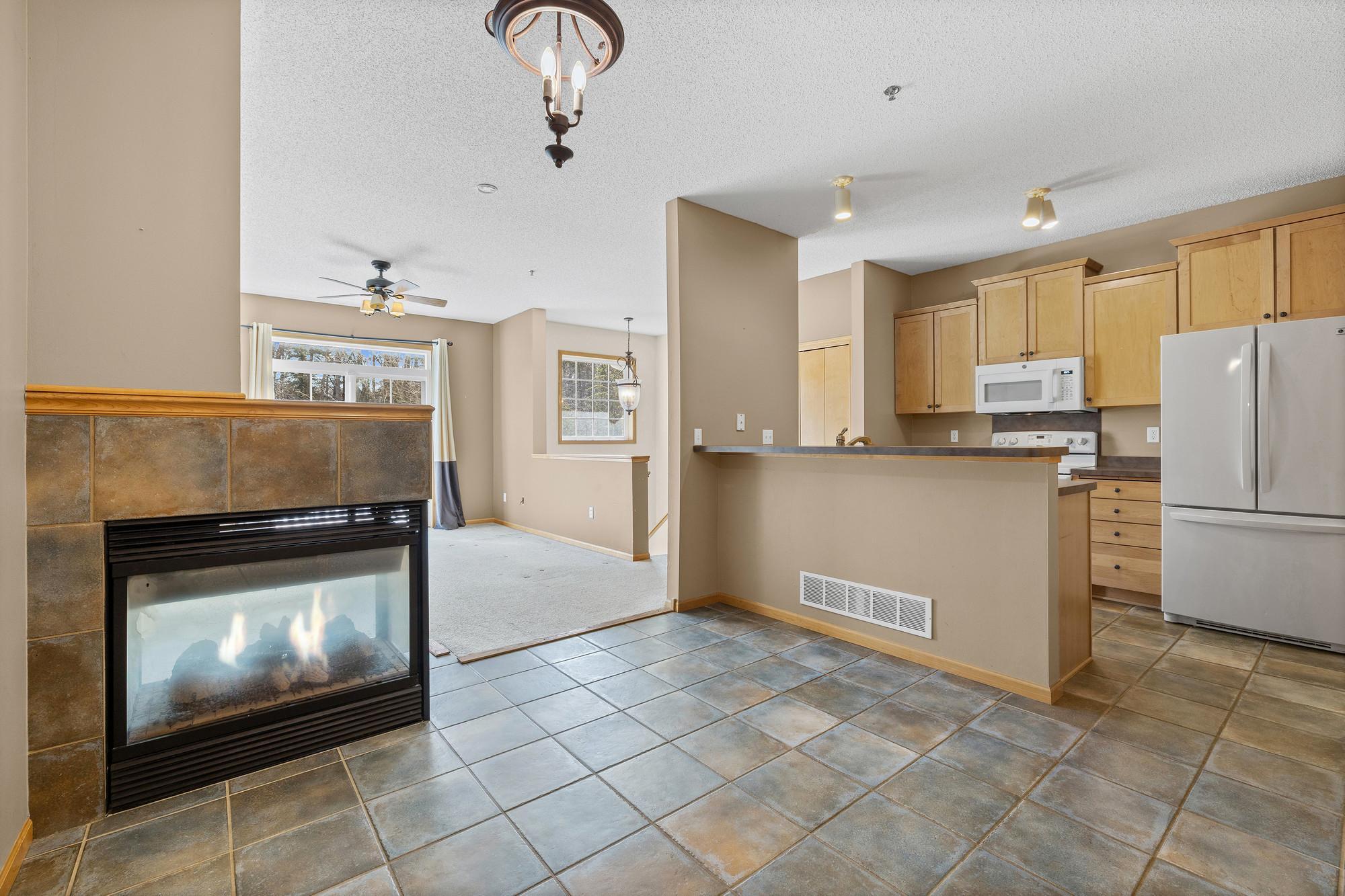 Homes for sale in Maplewood, MN | 2320 Lower Afton Rd E #423, Maplewood, MN 55119 | MLS# 7082935