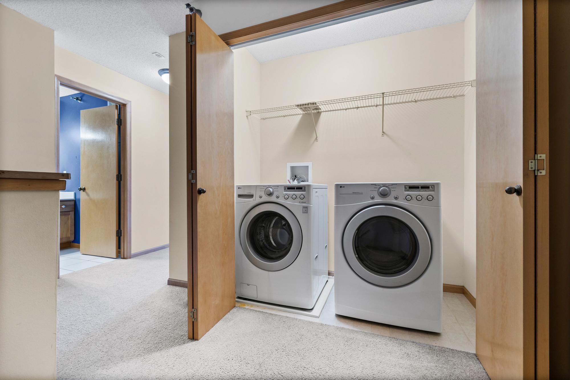 Homes for sale in Maplewood, MN | 2320 Lower Afton Rd E #423, Maplewood, MN 55119 | MLS# 7082935