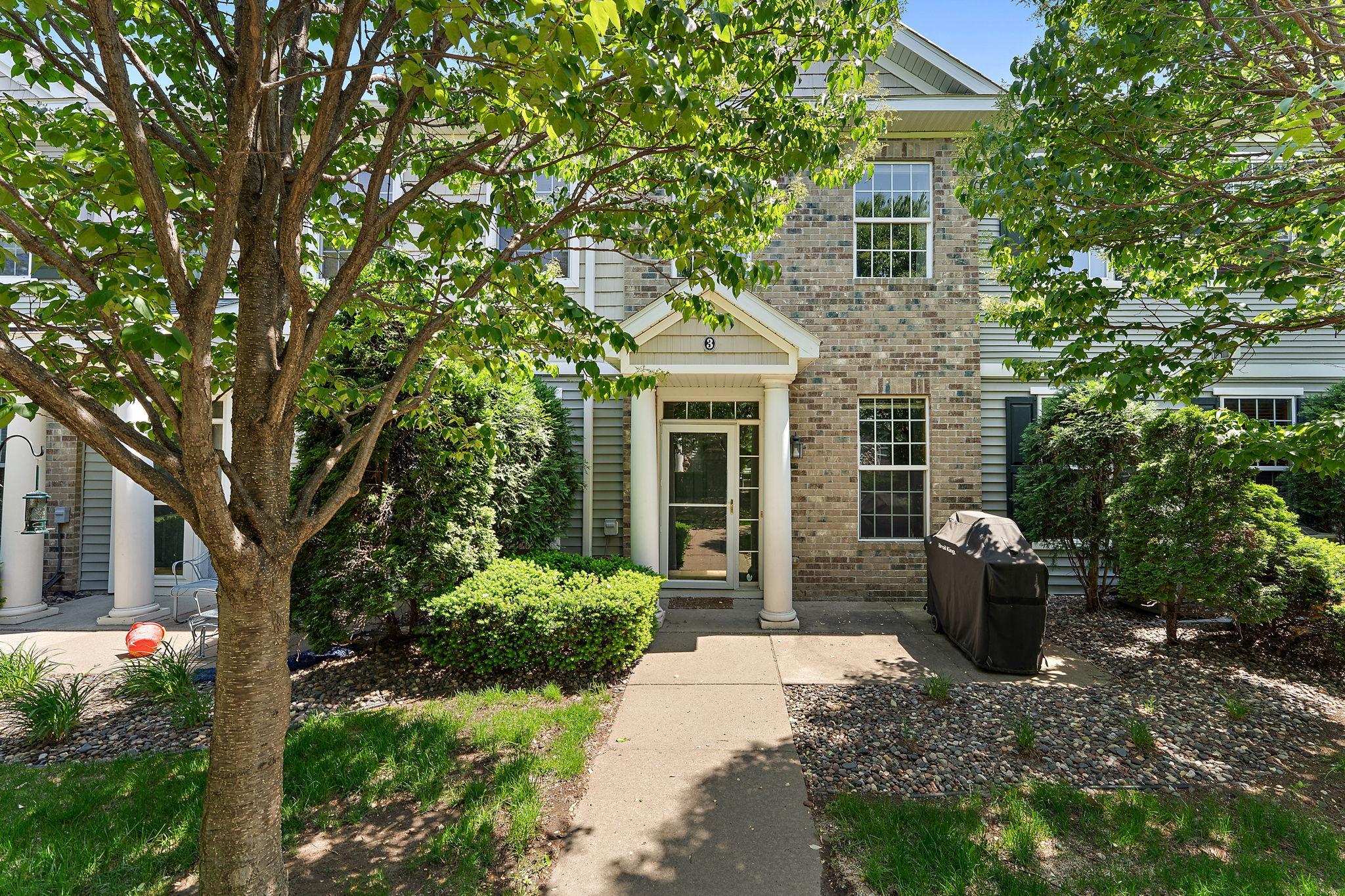 Homes for sale in Maplewood, MN | 1610 Woodlynn Ave #3, Maplewood, MN 55109 | MLS# 7082963