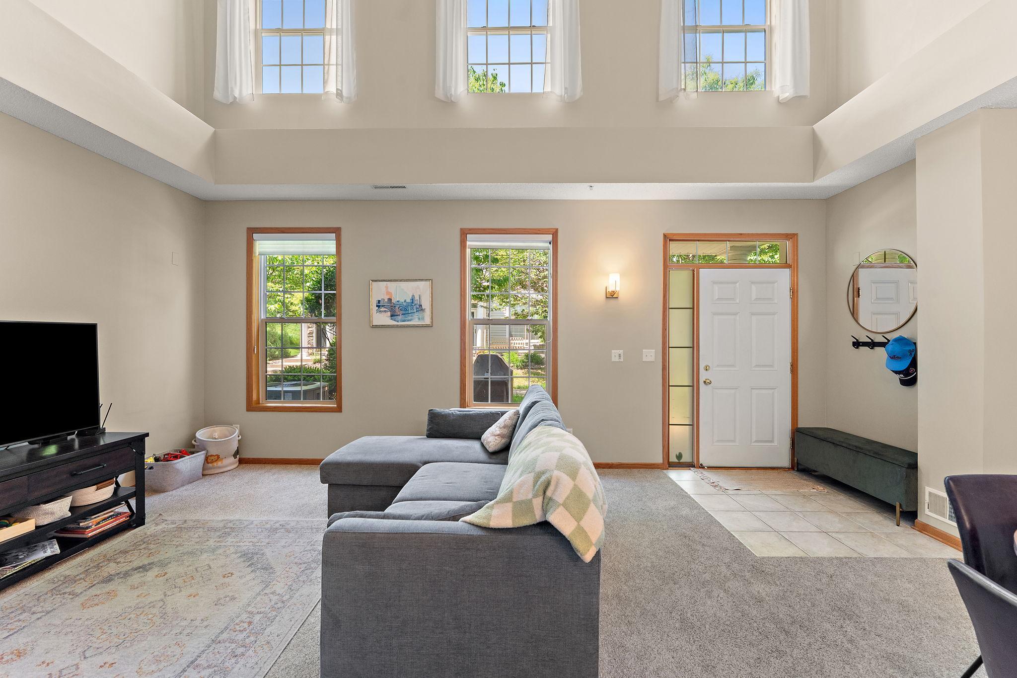 Homes for sale in Maplewood, MN | 1610 Woodlynn Ave #3, Maplewood, MN 55109 | MLS# 7082963
