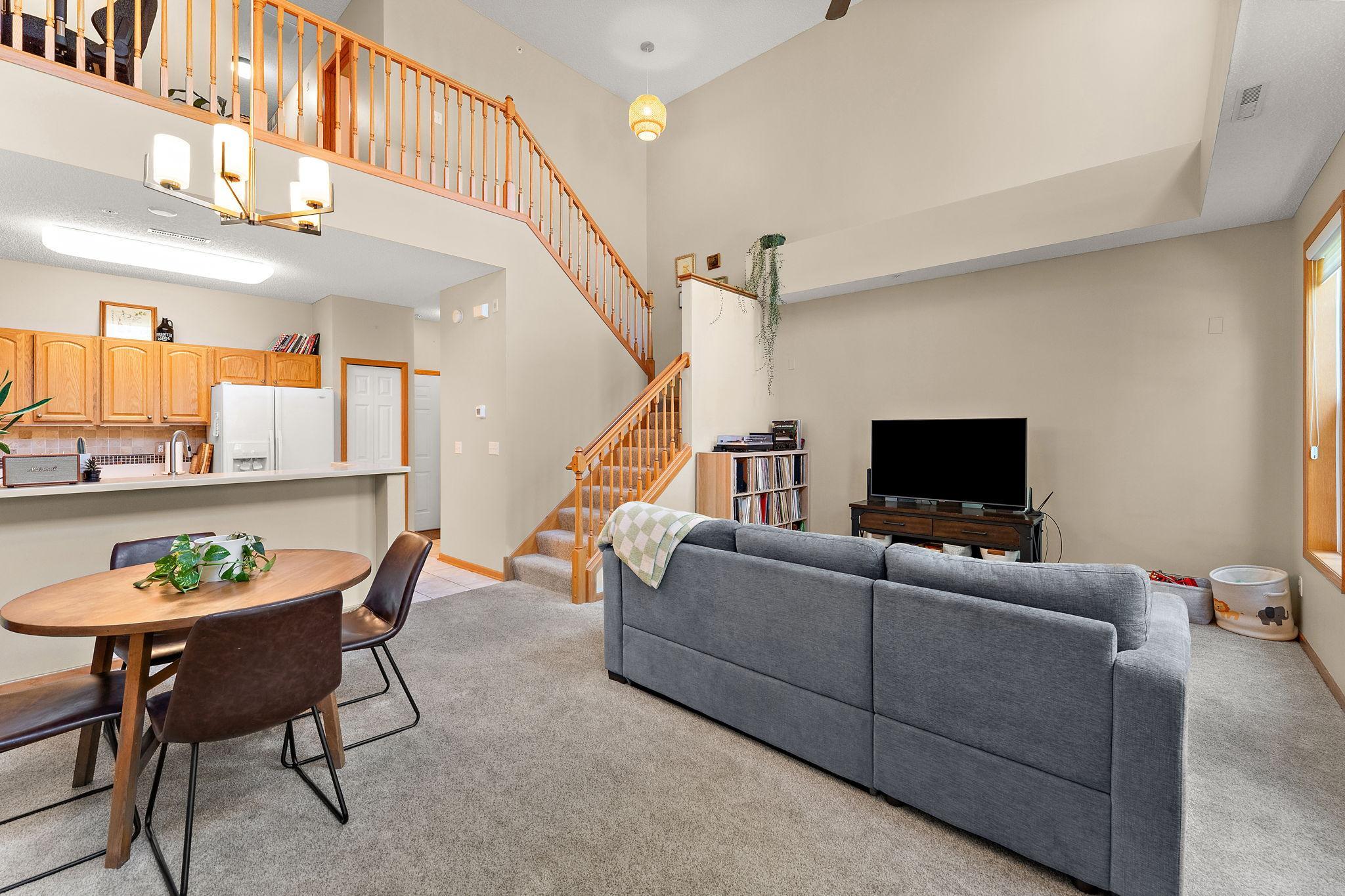 Homes for sale in Maplewood, MN | 1610 Woodlynn Ave #3, Maplewood, MN 55109 | MLS# 7082963
