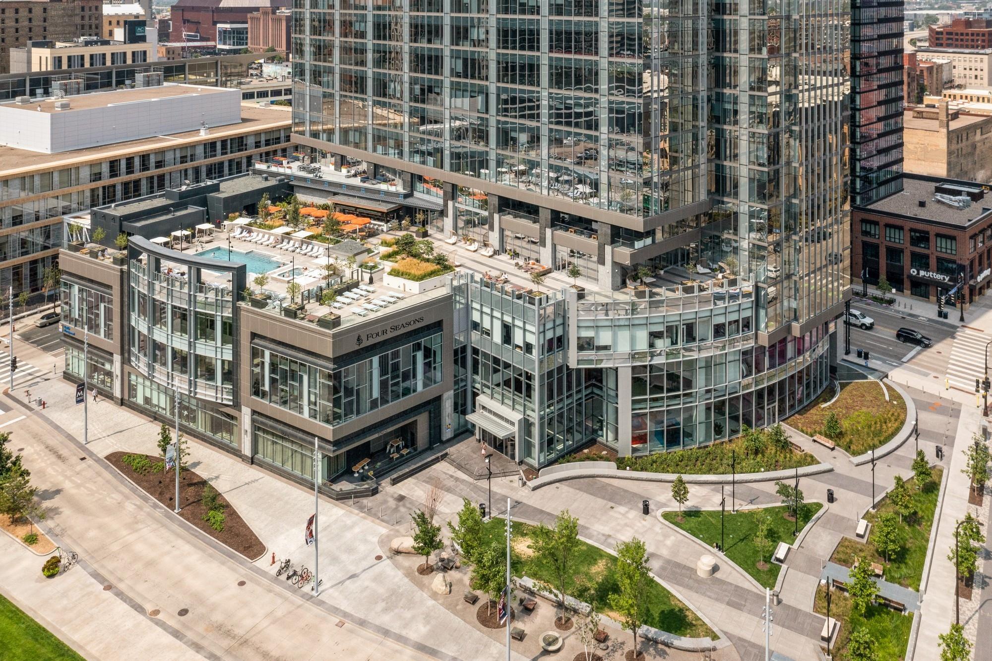 2nd image of 255 Hennepin Ave, Minneapolis, MN 55401