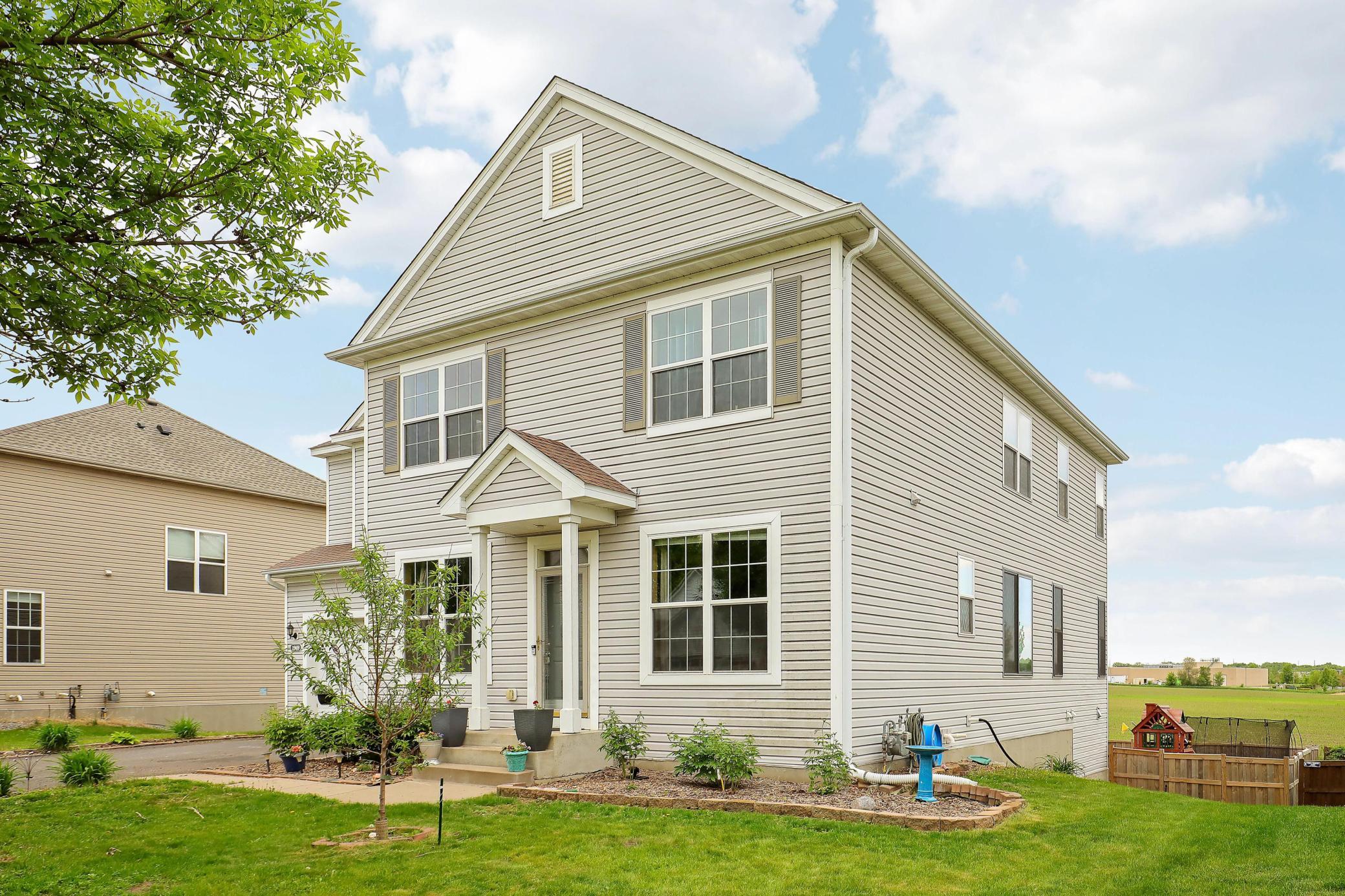 3rd image of 1969 Schoolmaster Dr, Chaska, MN 55318 | MLS# 7083077