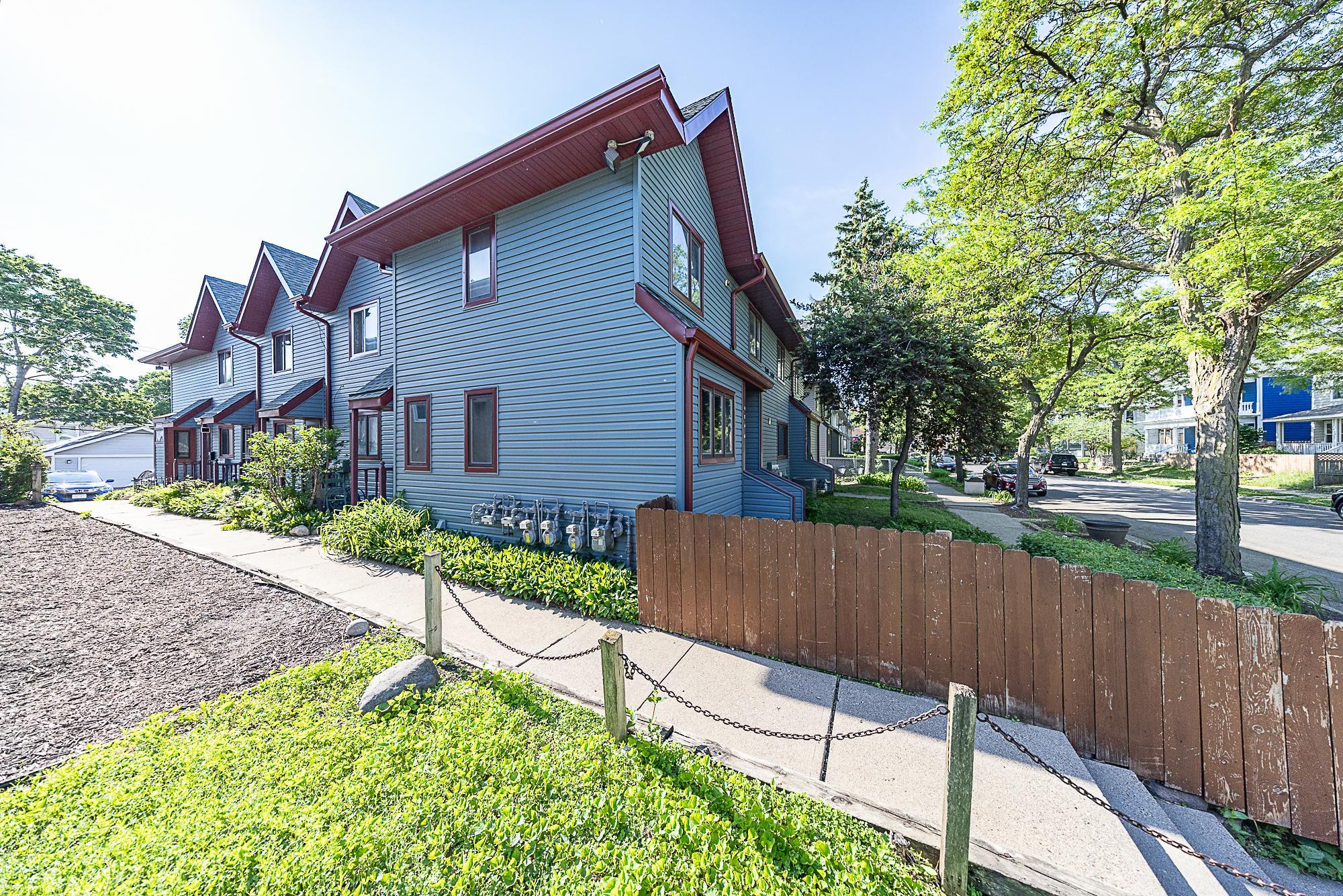 23rd image of 2421 Elliot Ave, Minneapolis, MN 55404 | MLS# 7083161
