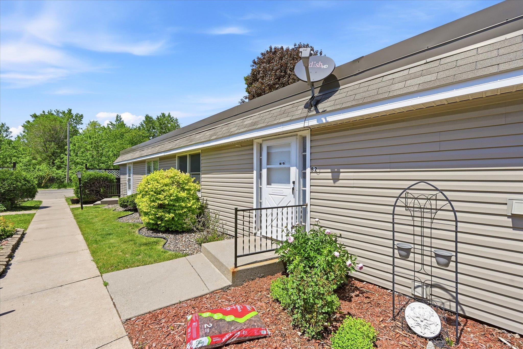 2nd image of 6081 Paris Ave N #B2, Stillwater, MN 55082 | MLS# 7083207