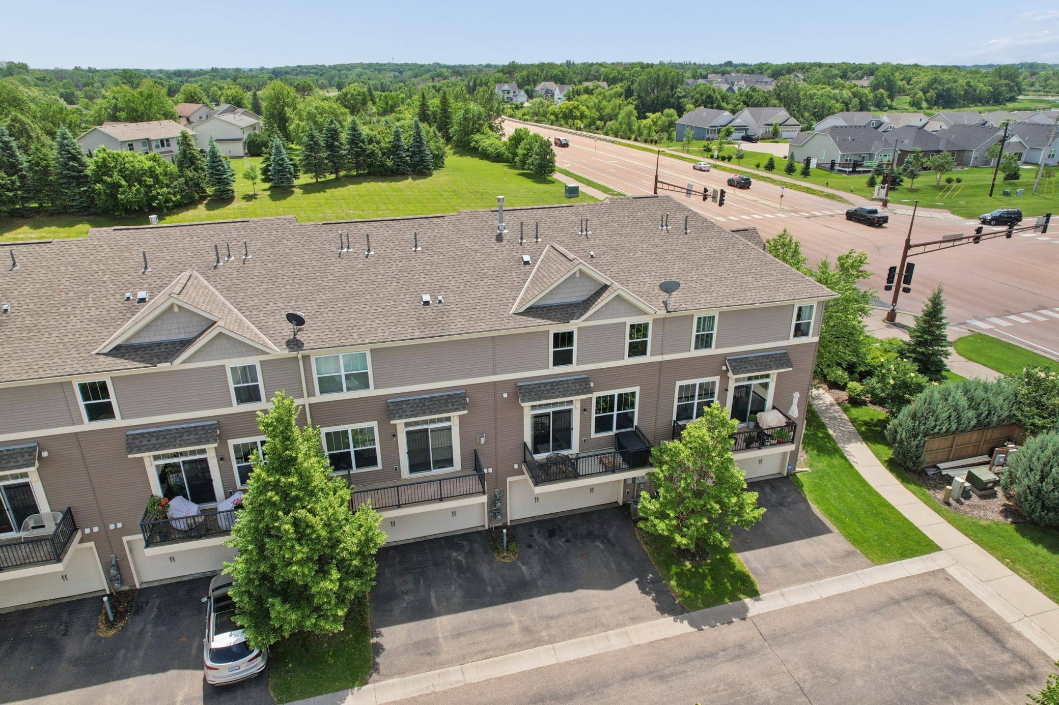 31st image of 8967 Sw Village Loop, Chanhassen, MN 55317 | MLS# 7083265