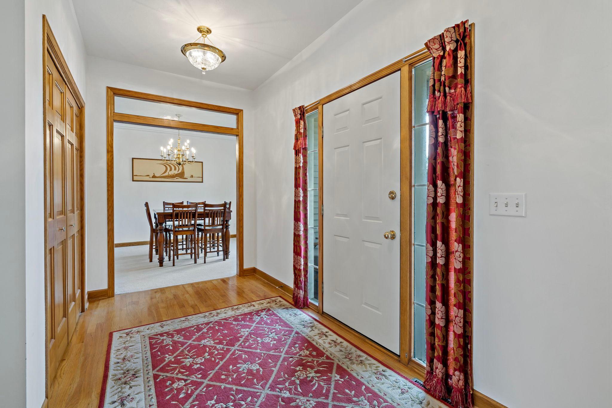 3rd image of 12641 Dutch Ct, Saint Paul, MN 55124 | MLS# 7083568