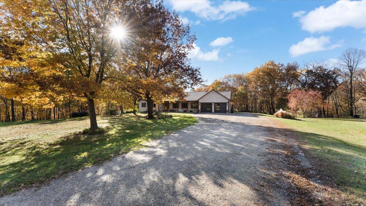 1st image of 1665 County Road 5 Sw, Howard Lake, MN 55349 | MLS# 7083607