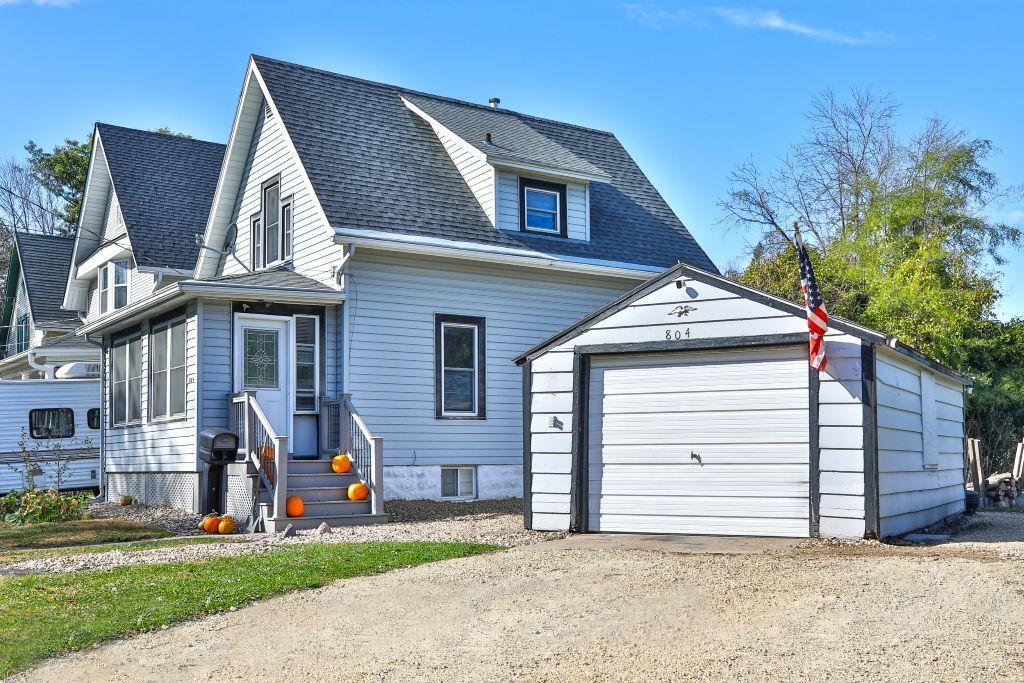 Homes for sale in Albert Lea, MN | 804 Water St, Albert Lea, MN 56007 | MLS# 7083656