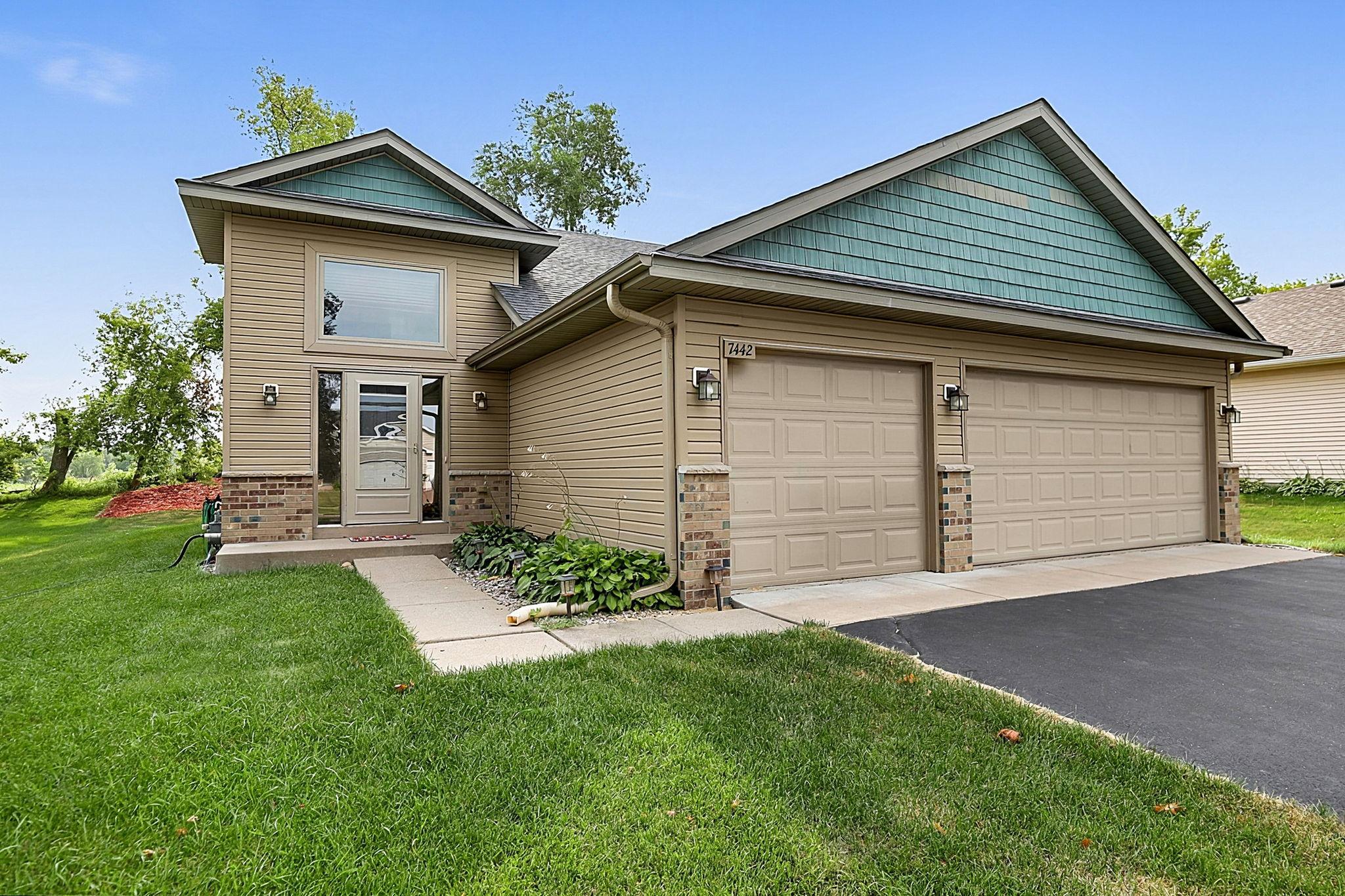 1st image of 7442 Large Ave Ne, Albertville, MN 55301 | MLS# 7083954