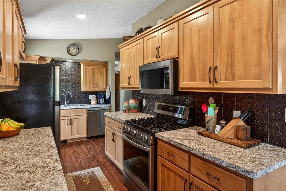 Homes for sale in Maple Plain, MN | 8625 Burr Oak Ln, Maple Plain, MN 55359 | MLS# 7083962