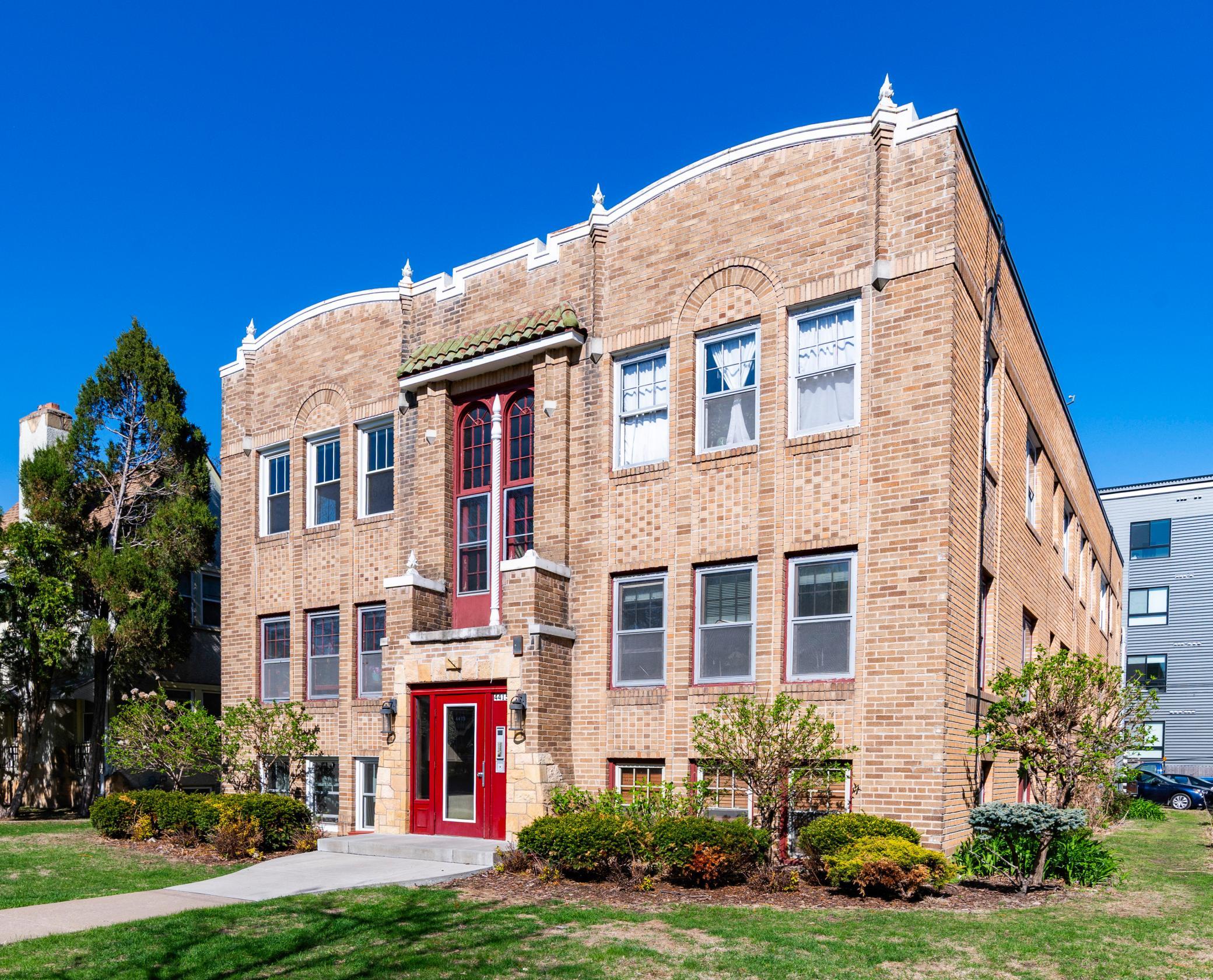 Homes for sale in Minneapolis, MN | 4415 Chowen Ave S #201, Minneapolis, MN 55410 | MLS# 7084001