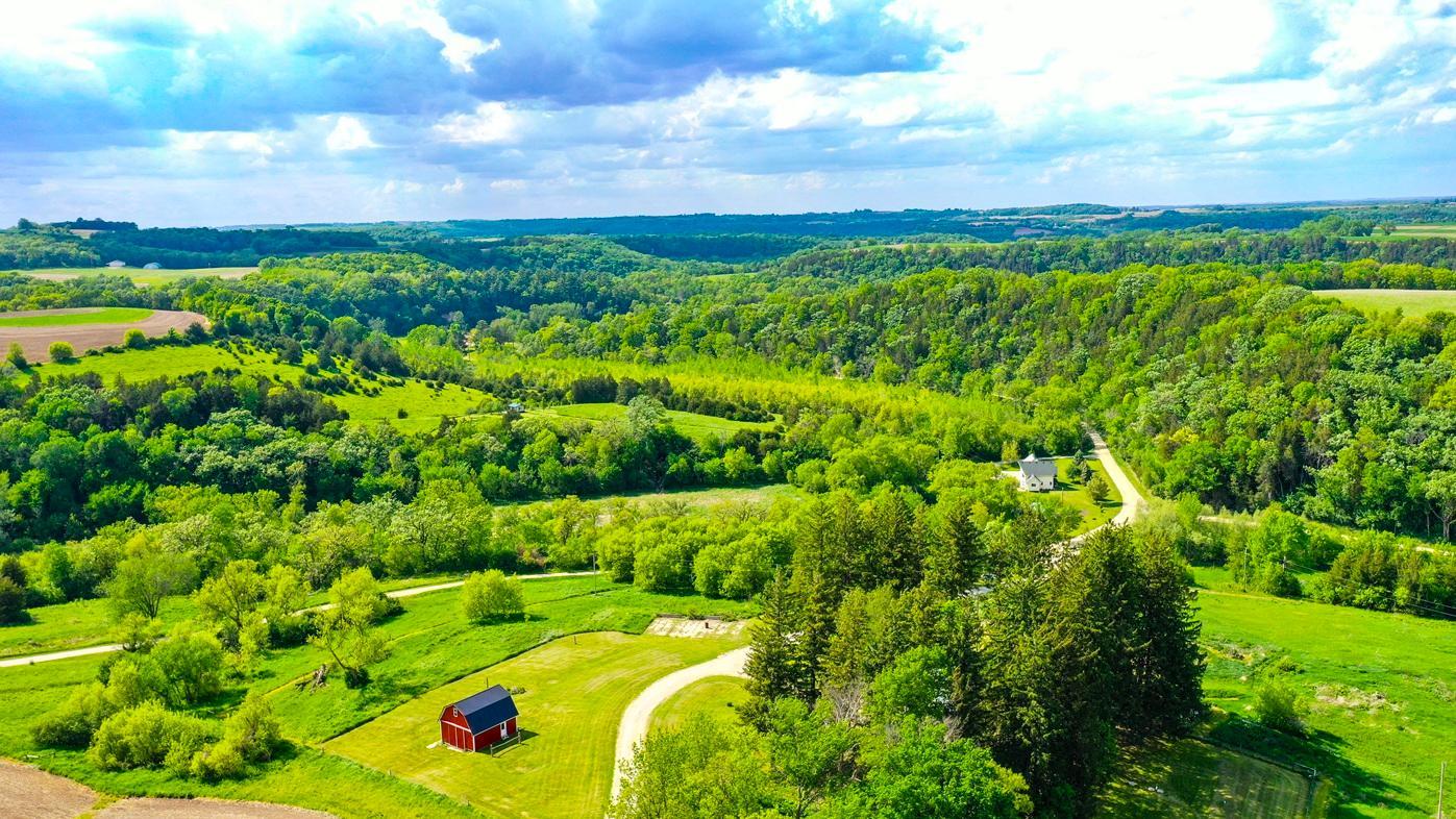 3rd image of 22966 Grosbeak Rd, Lanesboro, MN 55949 | MLS# 7084097