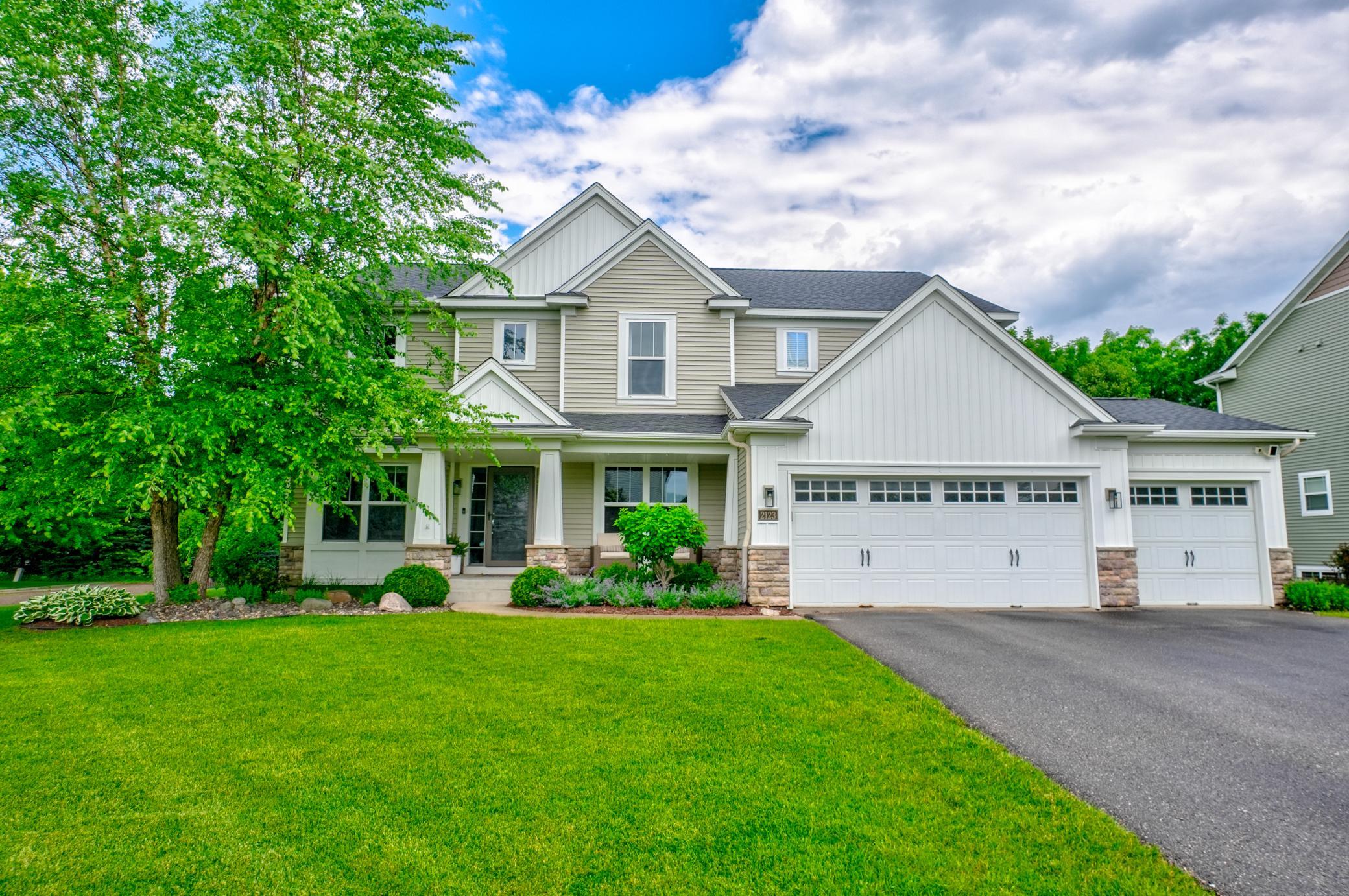1st image of 2123 Vermillion Curv, Woodbury, MN 55129 | MLS# 7084098