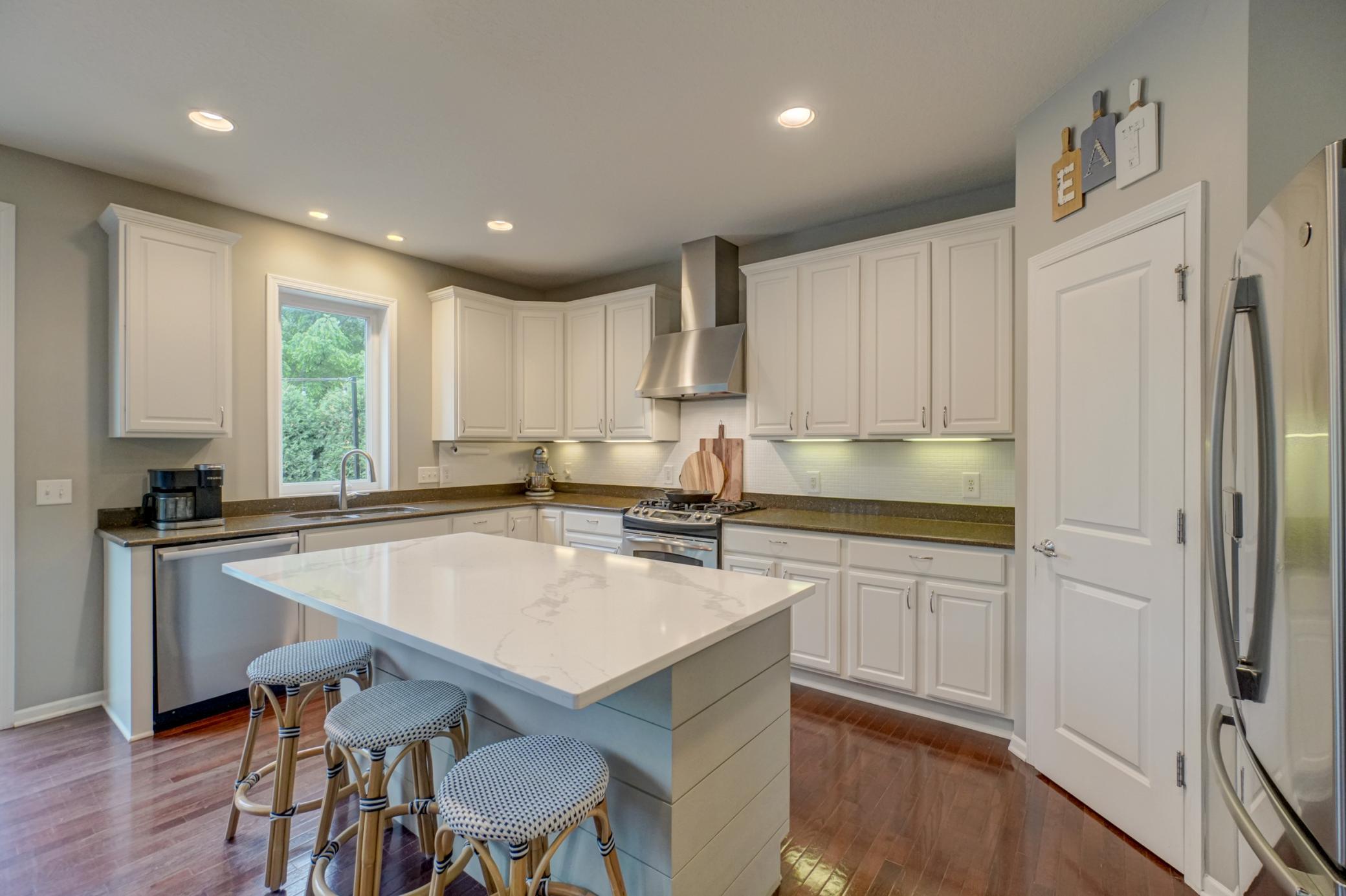 5th image of 2123 Vermillion Curv, Woodbury, MN 55129 | MLS# 7084098