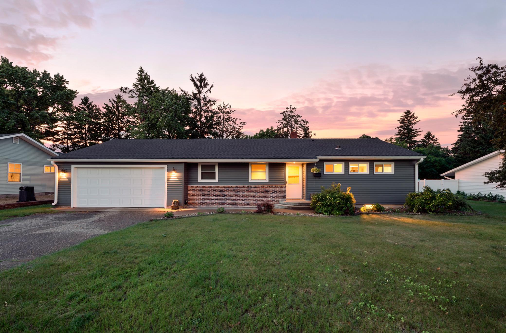 Homes for sale in New Richmond, WI | 907 Fairfield Rd, New Richmond, WI 54017 | MLS# 7084157
