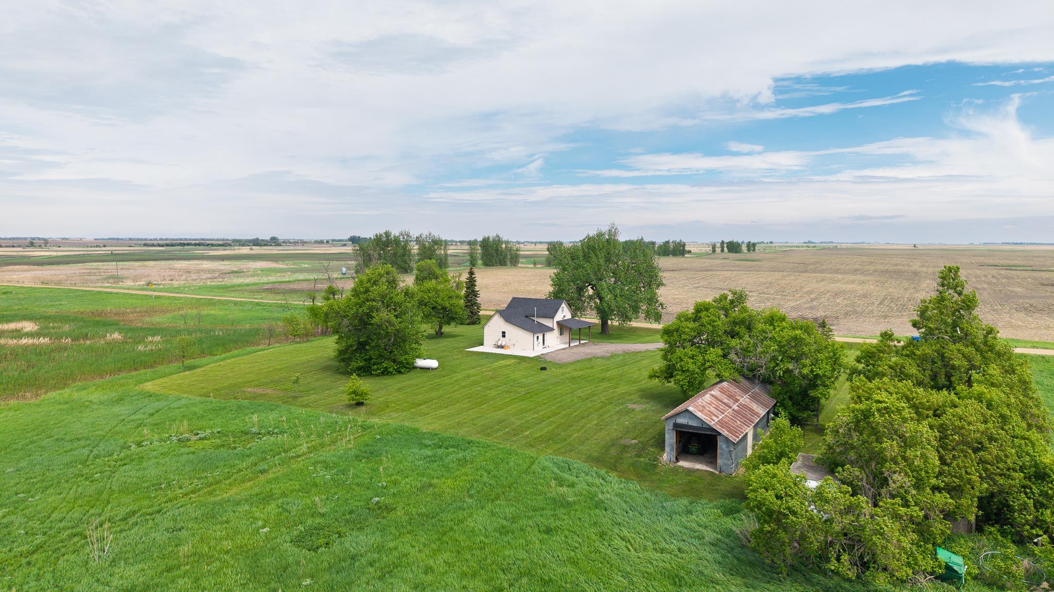 Homes for sale in Fingal, ND | 12860 47th St Se, Fingal, ND 58031 | MLS# 7084270