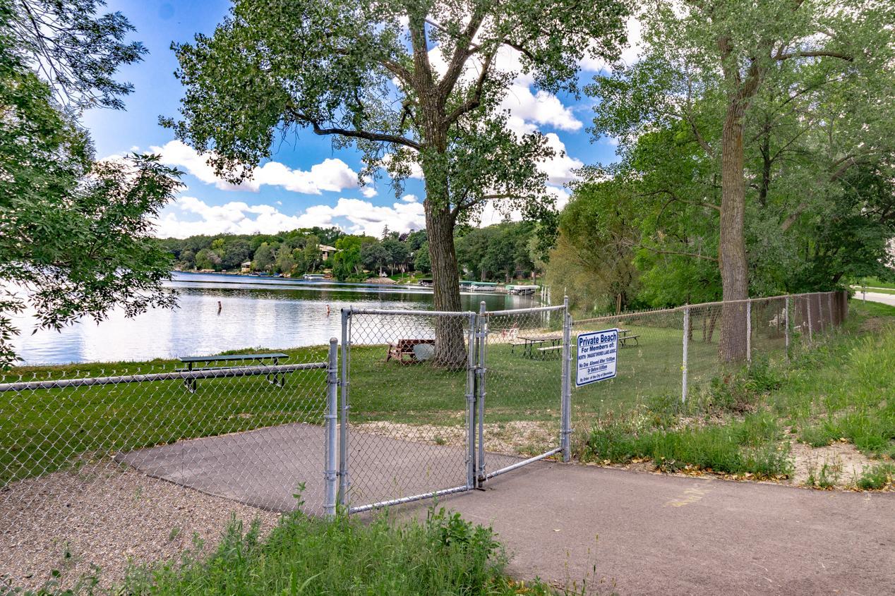 Homes for sale in Shoreview, MN | 3431 Kent St #815, Shoreview, MN 55126 | MLS# 7084351