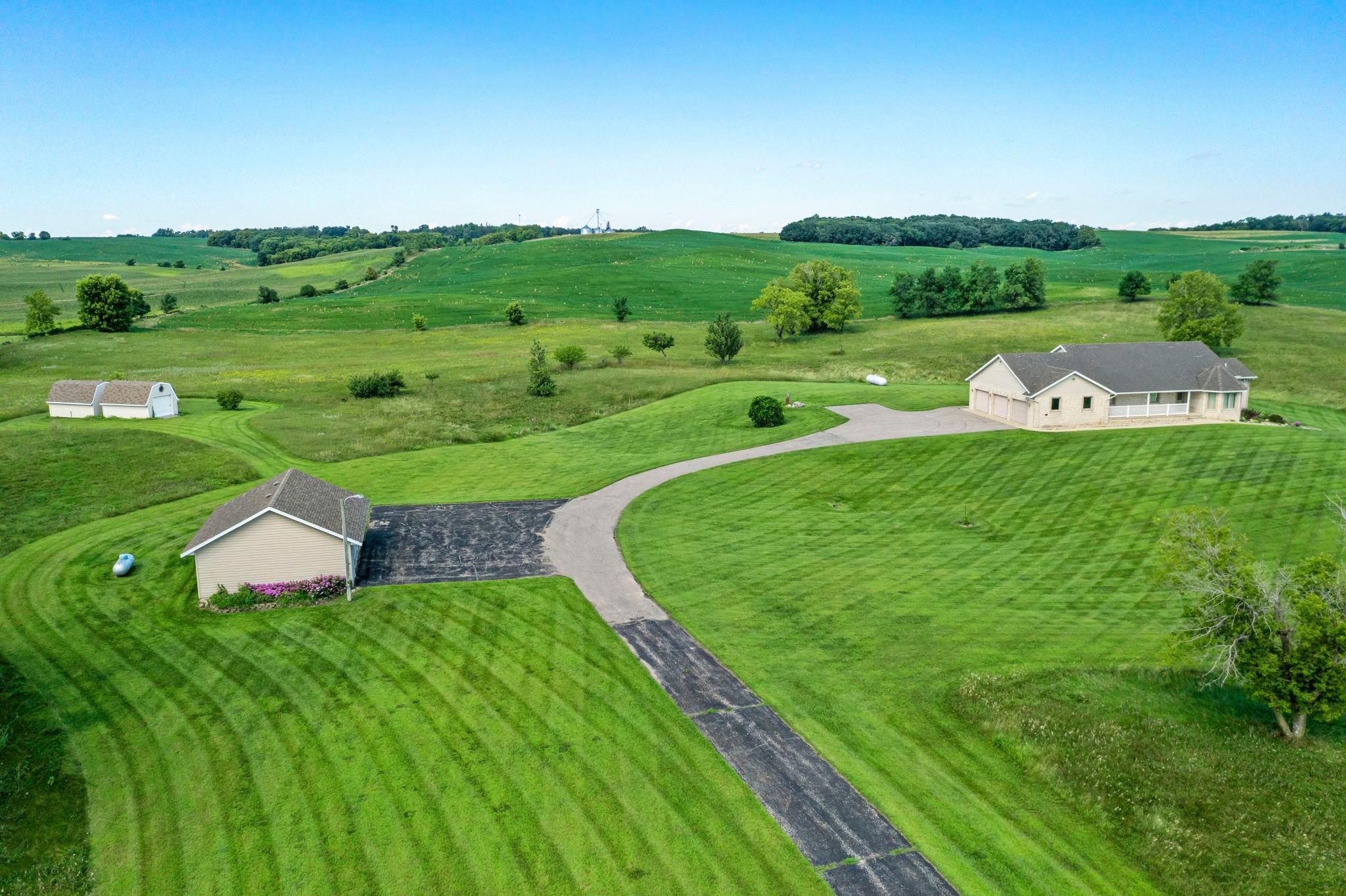 3rd image of 19800 Stephan Dr, Starbuck, MN 56381 | MLS# 7084418