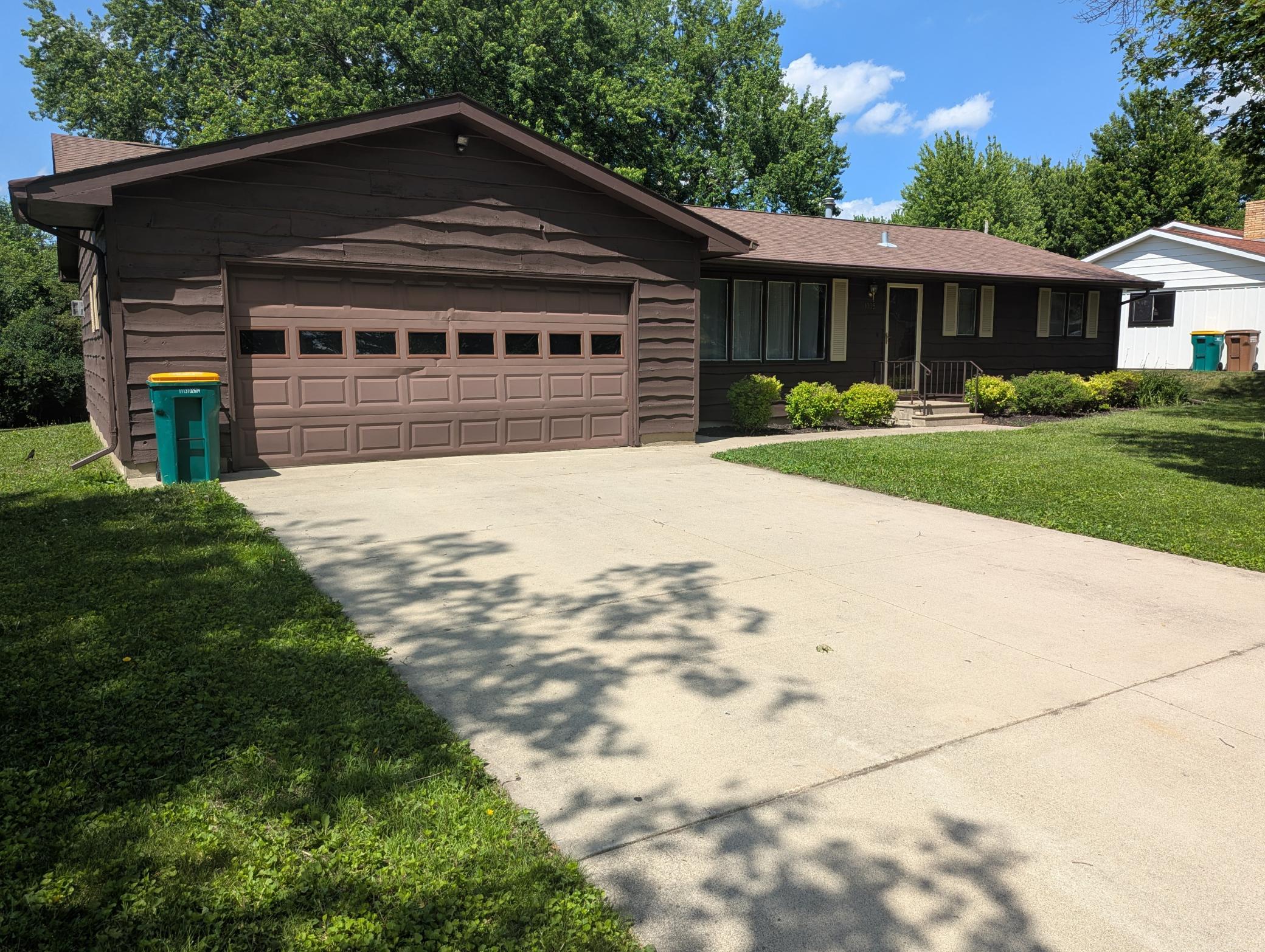 3rd image of 1005 Skylark Ln, Albert Lea, MN 56007 | MLS# 7084455