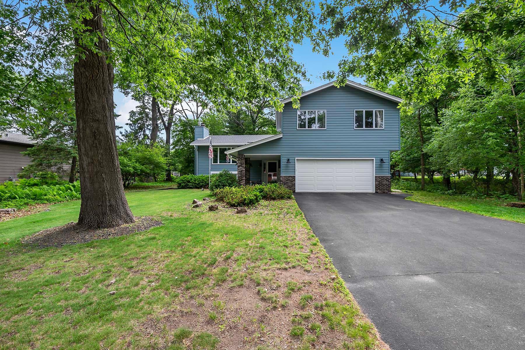 2nd image of 1204 Birch Dr, Hudson, WI 54016 | MLS# 7084587
