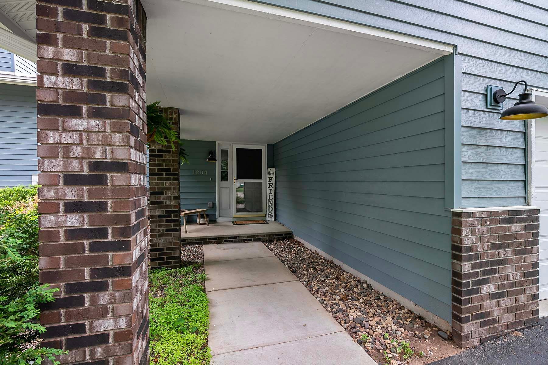 4th image of 1204 Birch Dr, Hudson, WI 54016 | MLS# 7084587