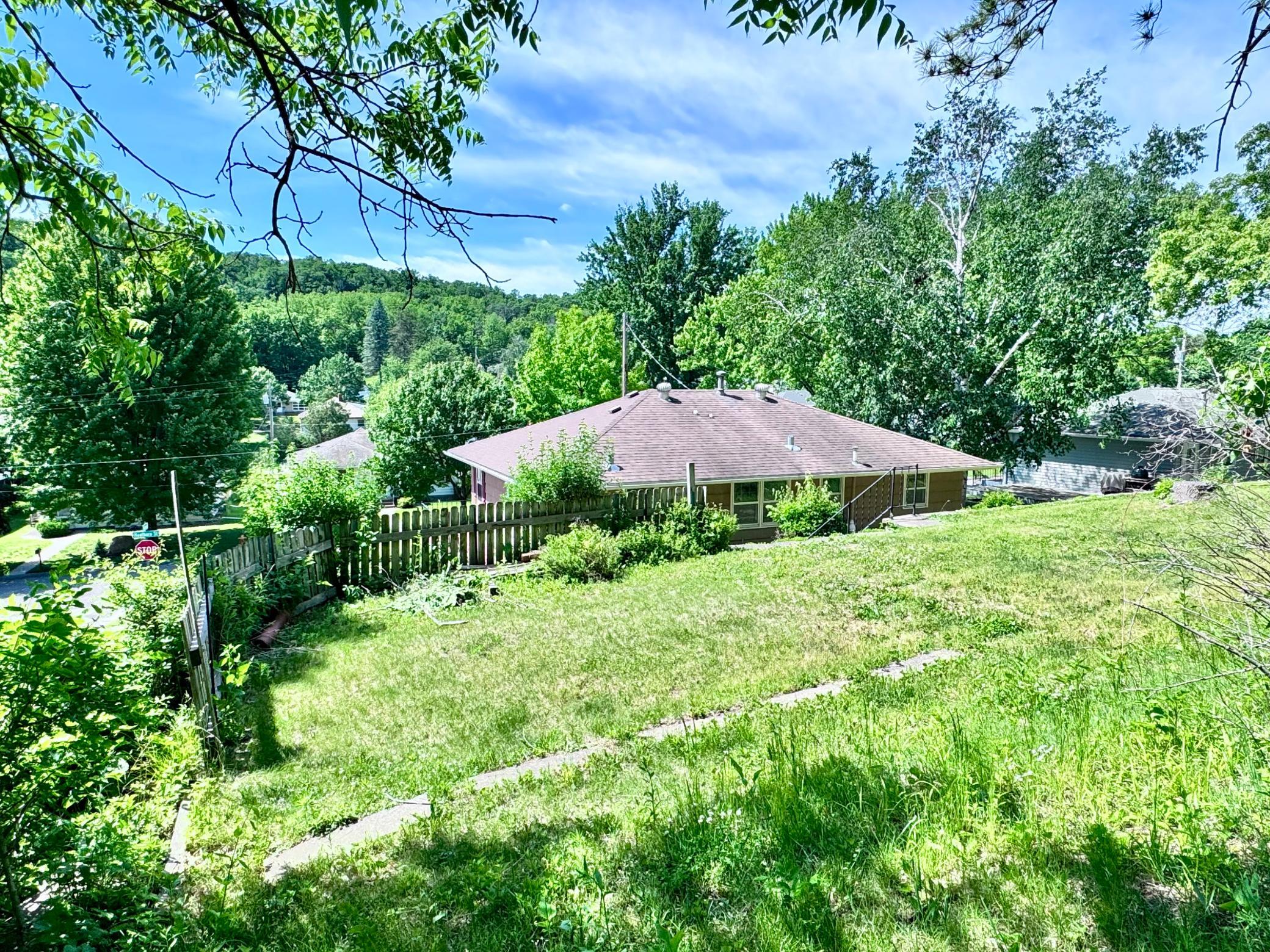 29th image of 604 Hawthorn St, Red Wing, MN 55066 | MLS# 7084591