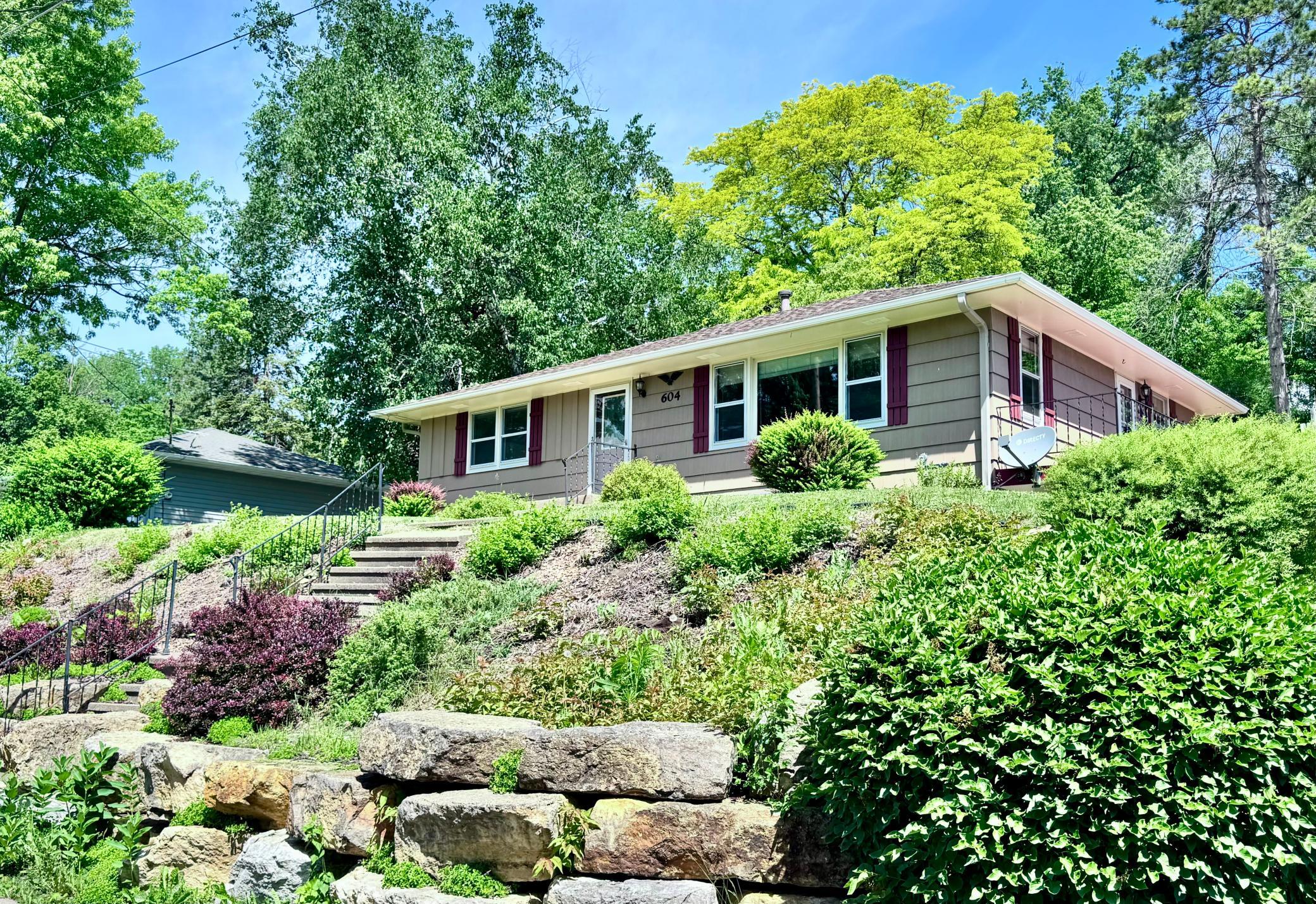 3rd image of 604 Hawthorn St, Red Wing, MN 55066 | MLS# 7084591