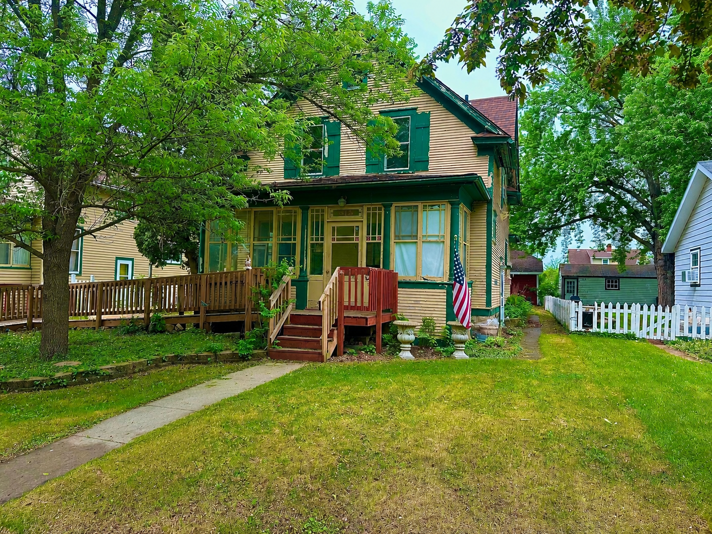 1st image of 815 Main Ave N, Thief River Falls, MN 56701 | MLS# 7084636