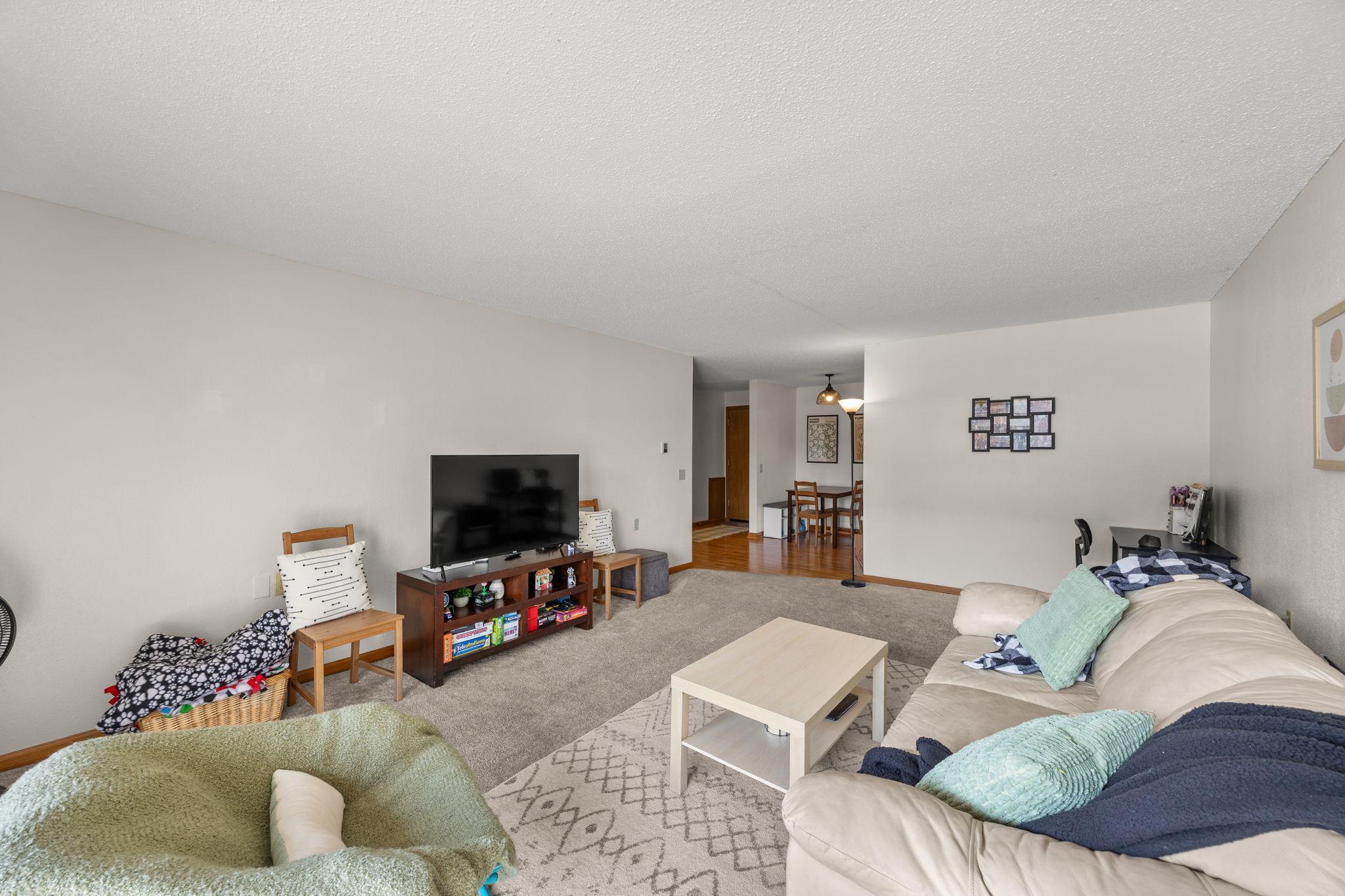 Homes for sale in Arden Hills, MN | 4 Pine Tree Dr #212, Arden Hills, MN 55112 | MLS# 7084643